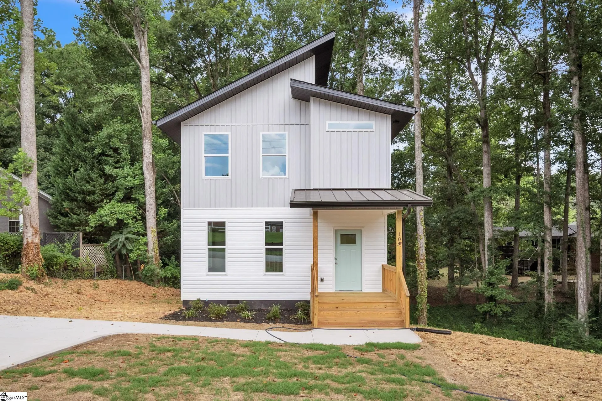 304 Westcliffe Way