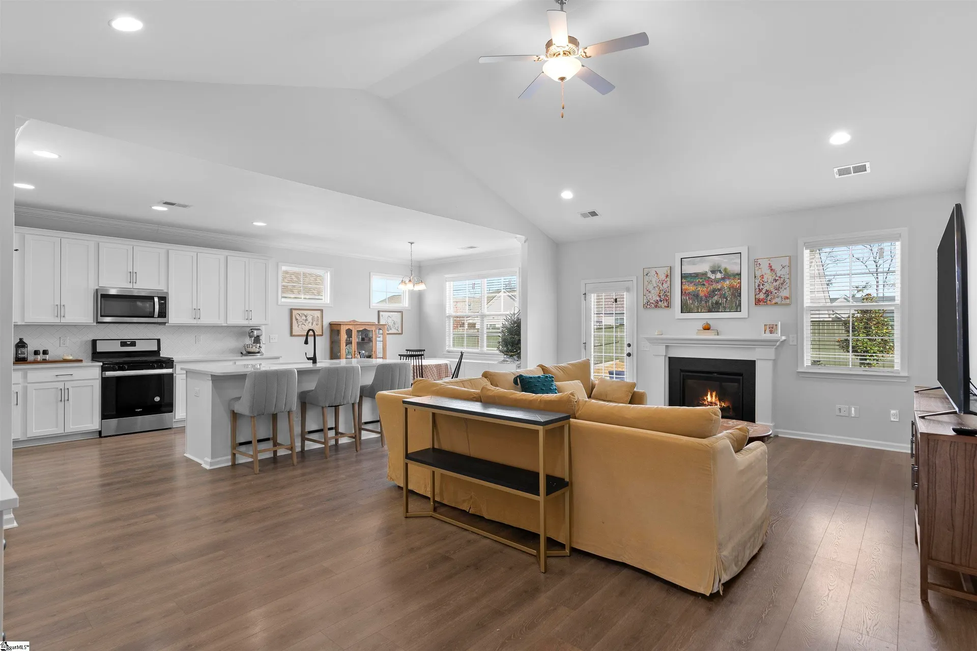 Property image 3 at 11 Octavia Road, Taylors, SC 29687
