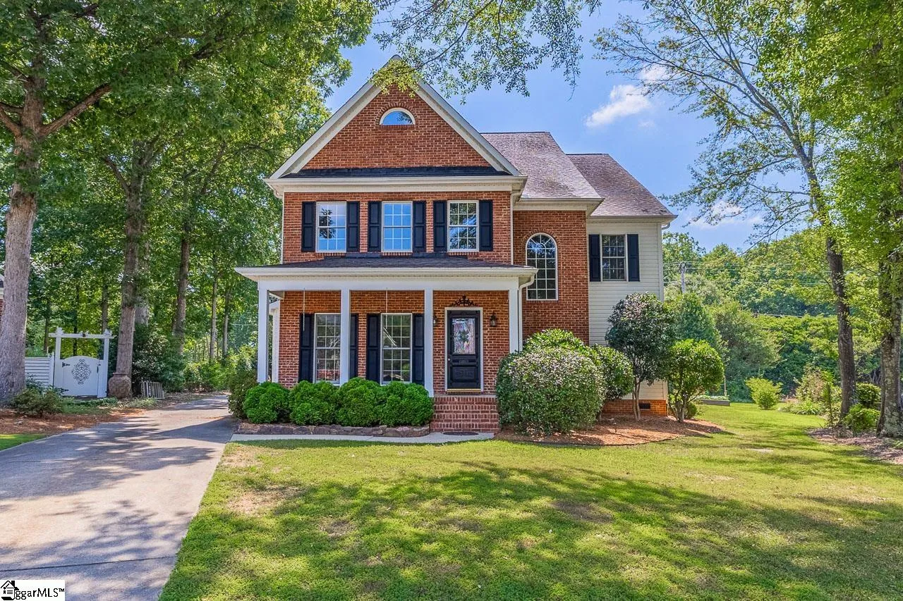 4 Cupola Court