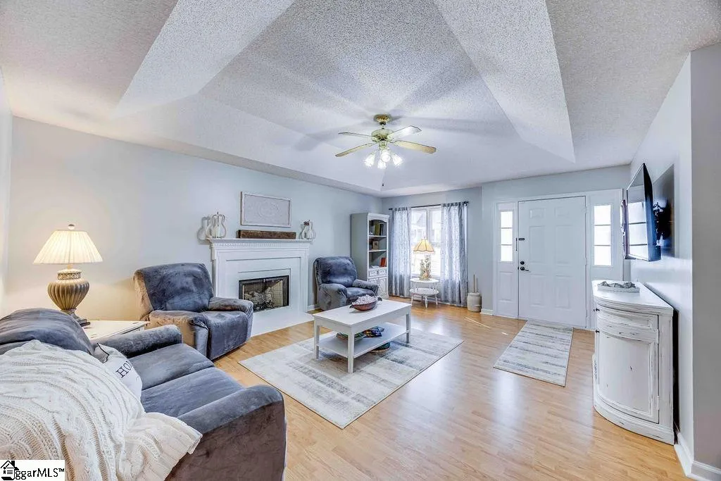 Property image 3 at 206 Foxfire Drive, Simpsonville, SC 29680