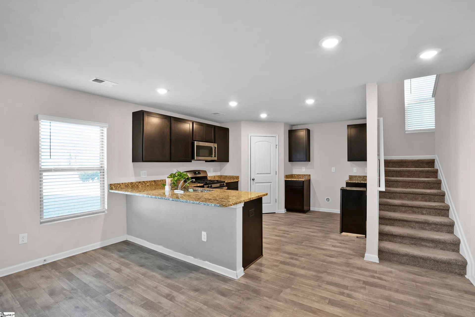 Property image 4 at 906 Equine Drive, Roebuck, SC 29376