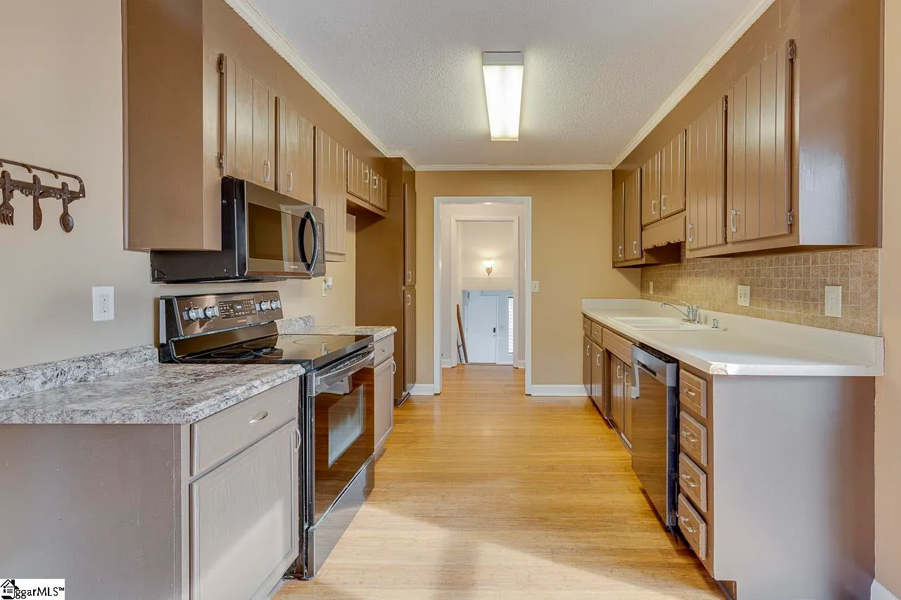 Property image 4 at 1008 Fox Row, Taylors, SC 29687