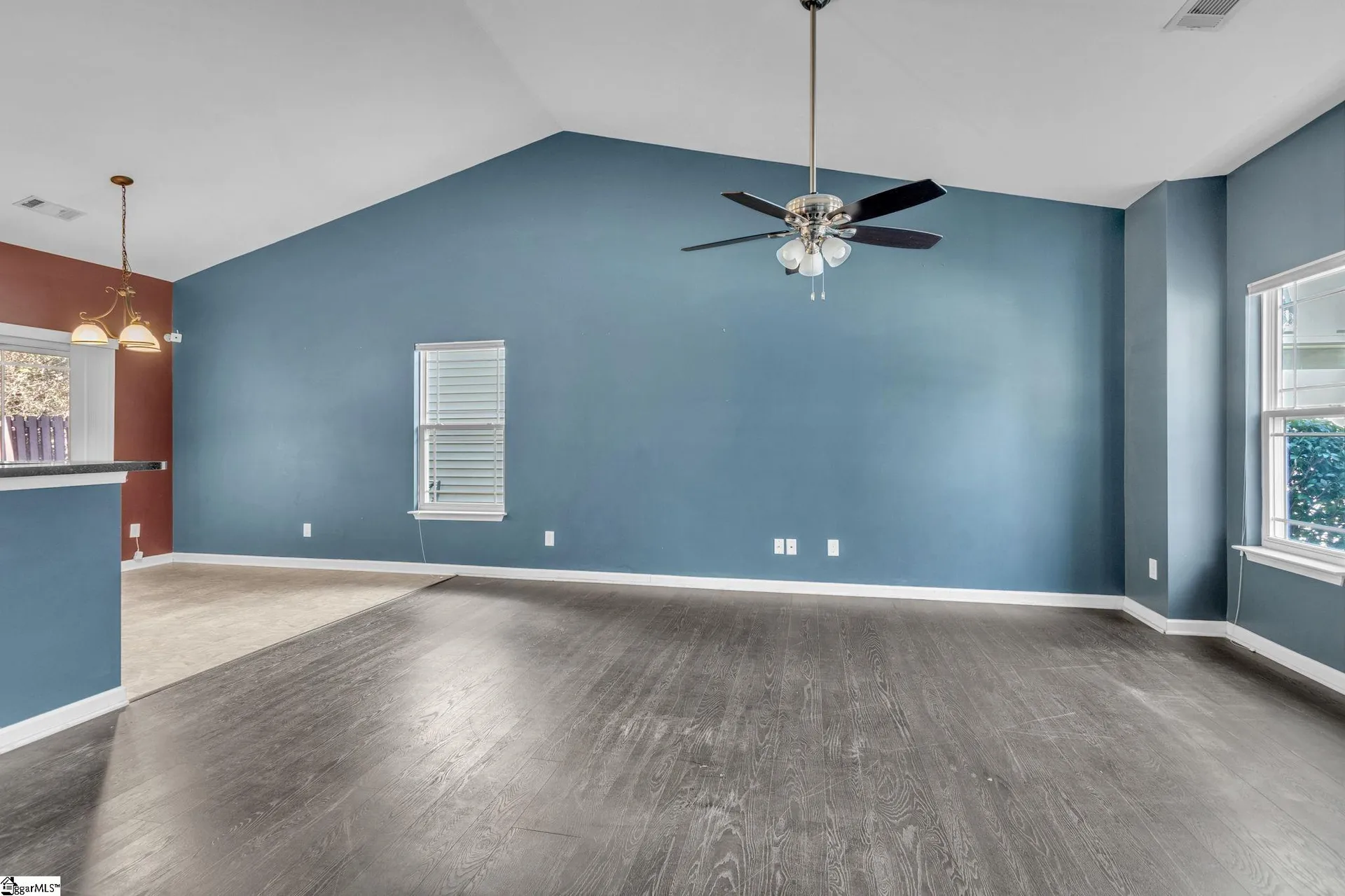 Property image 3 at 371 Riverdale Road, Simpsonville, SC 29680