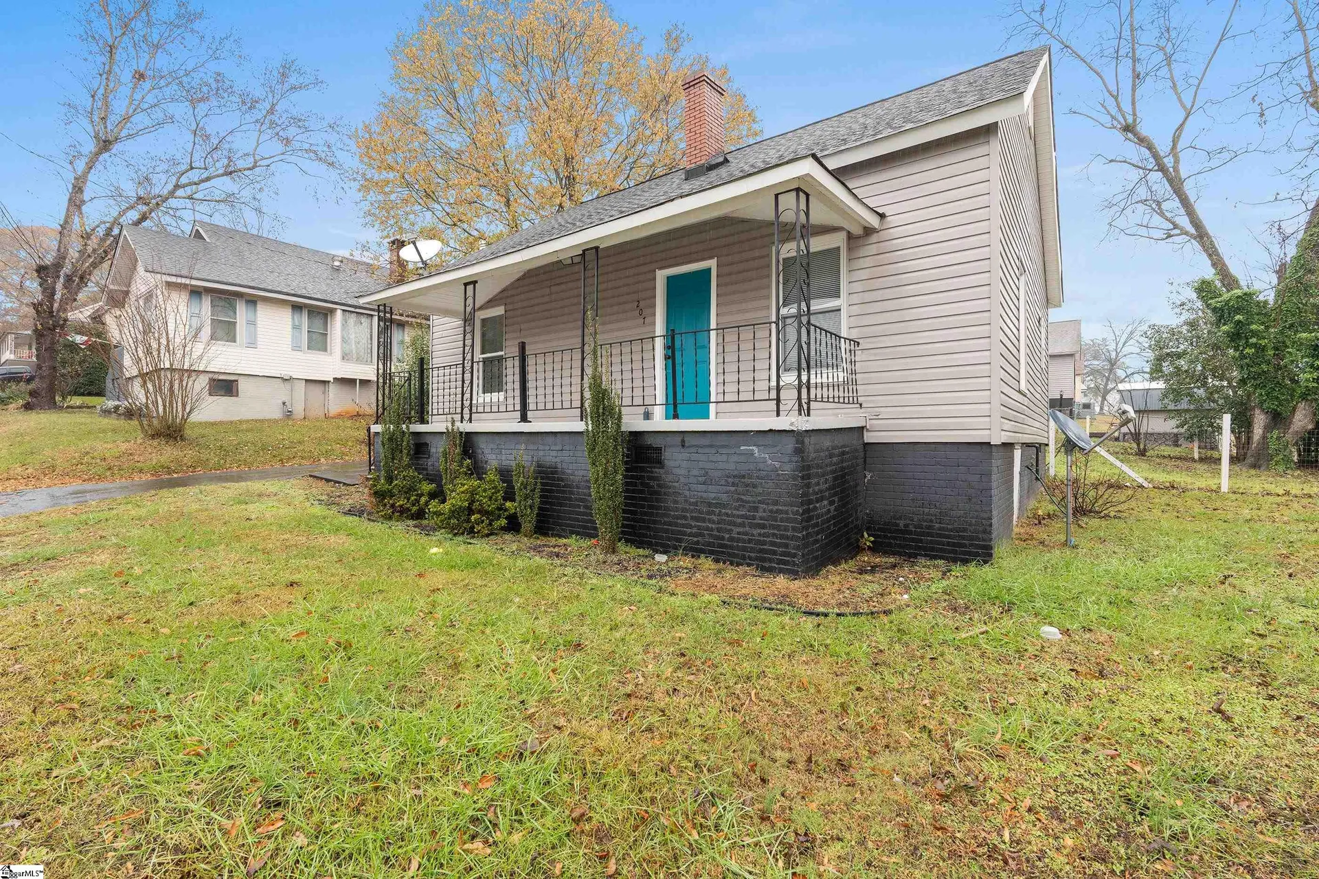 Property image 4 at 207 S 9th Street, Easley, SC 29640