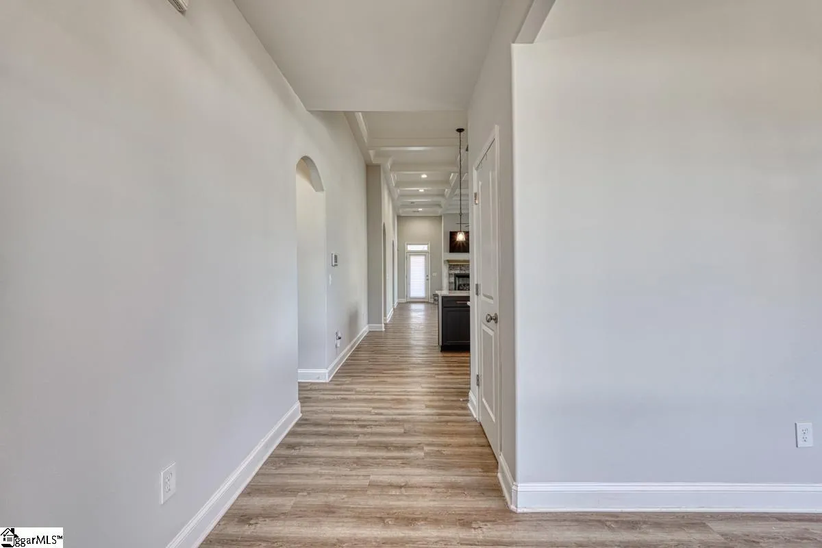 Property image 2 at 814 Grantwood Circle, Greer, SC 29651