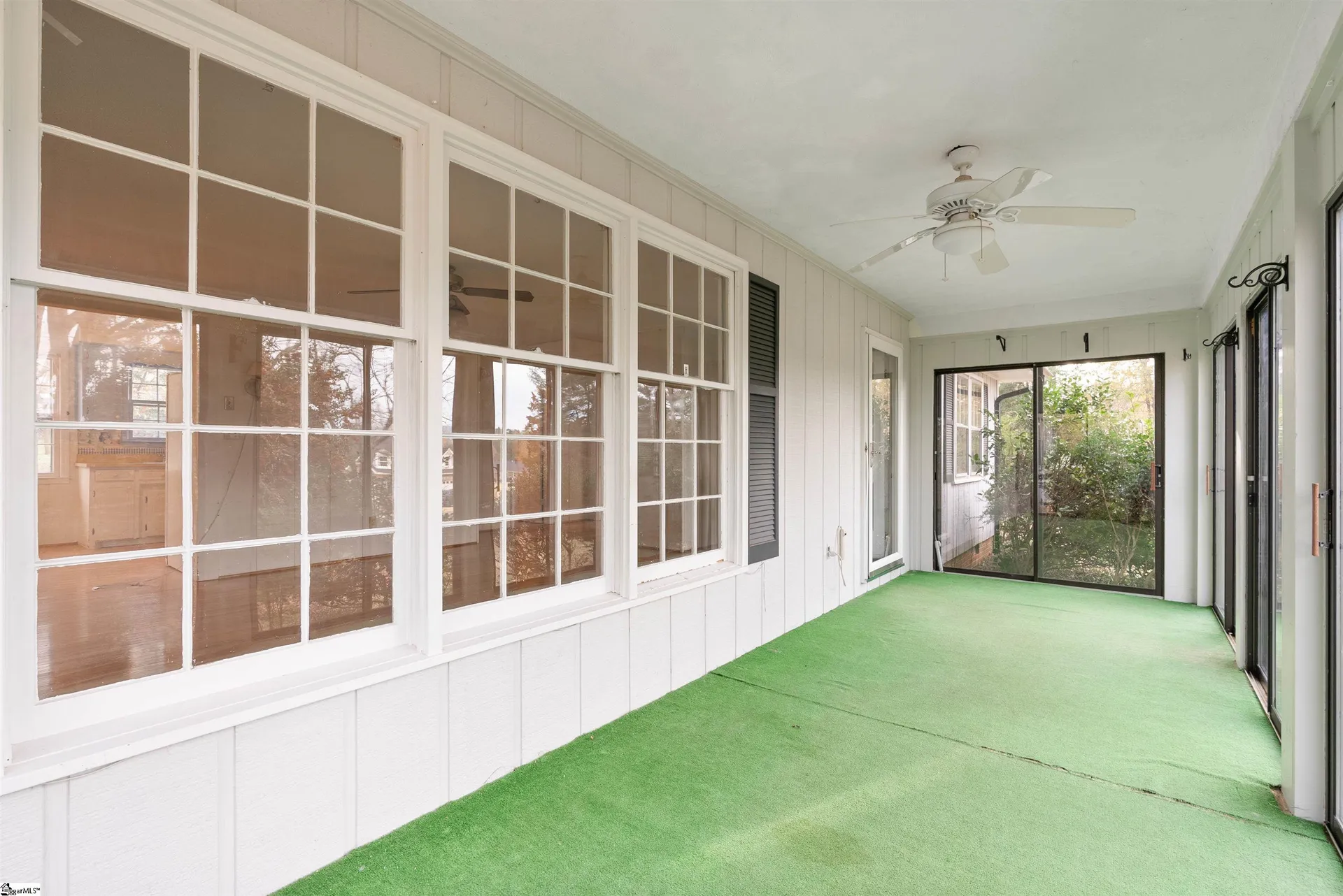 Property image 3 at 325 Wall Street, Campobello, SC 29322-8598