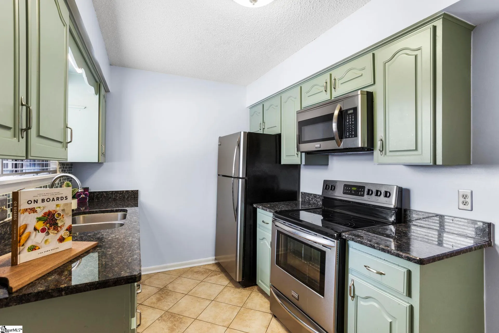 Property image 5 at 19 Briargate Place, Greenville, SC 29615-2133
