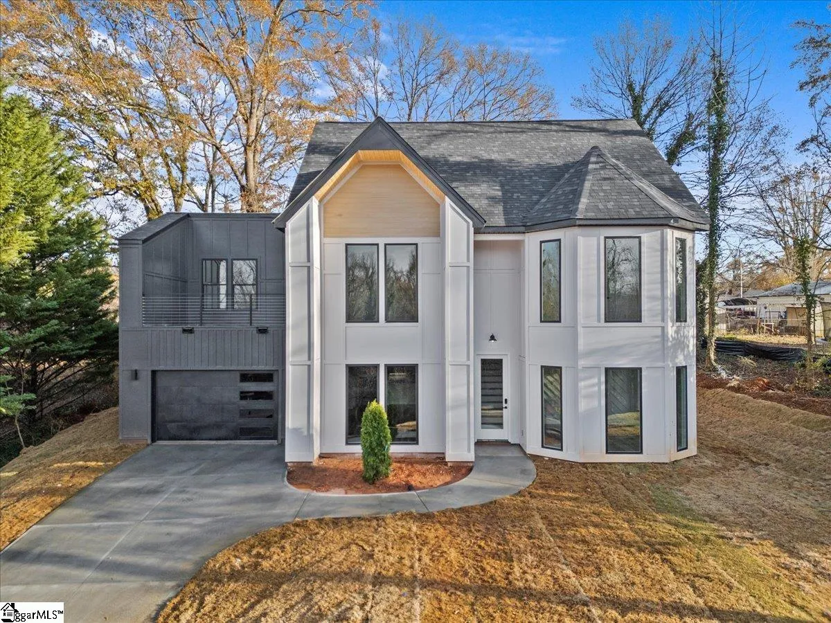 105 Tanglewood Drive
