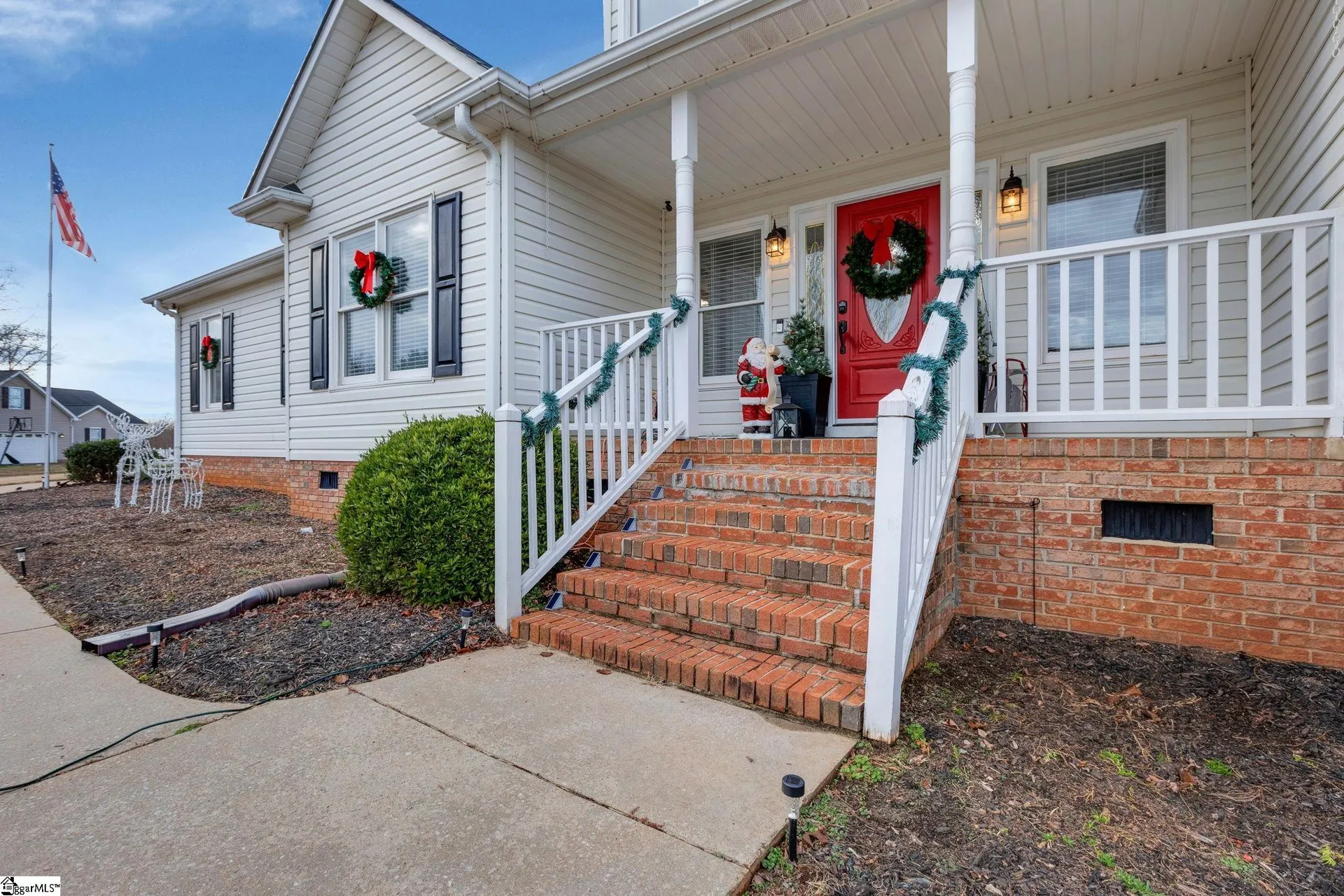 Property image 3 at 18 Brooke Lee Circle, Taylors, SC 29687