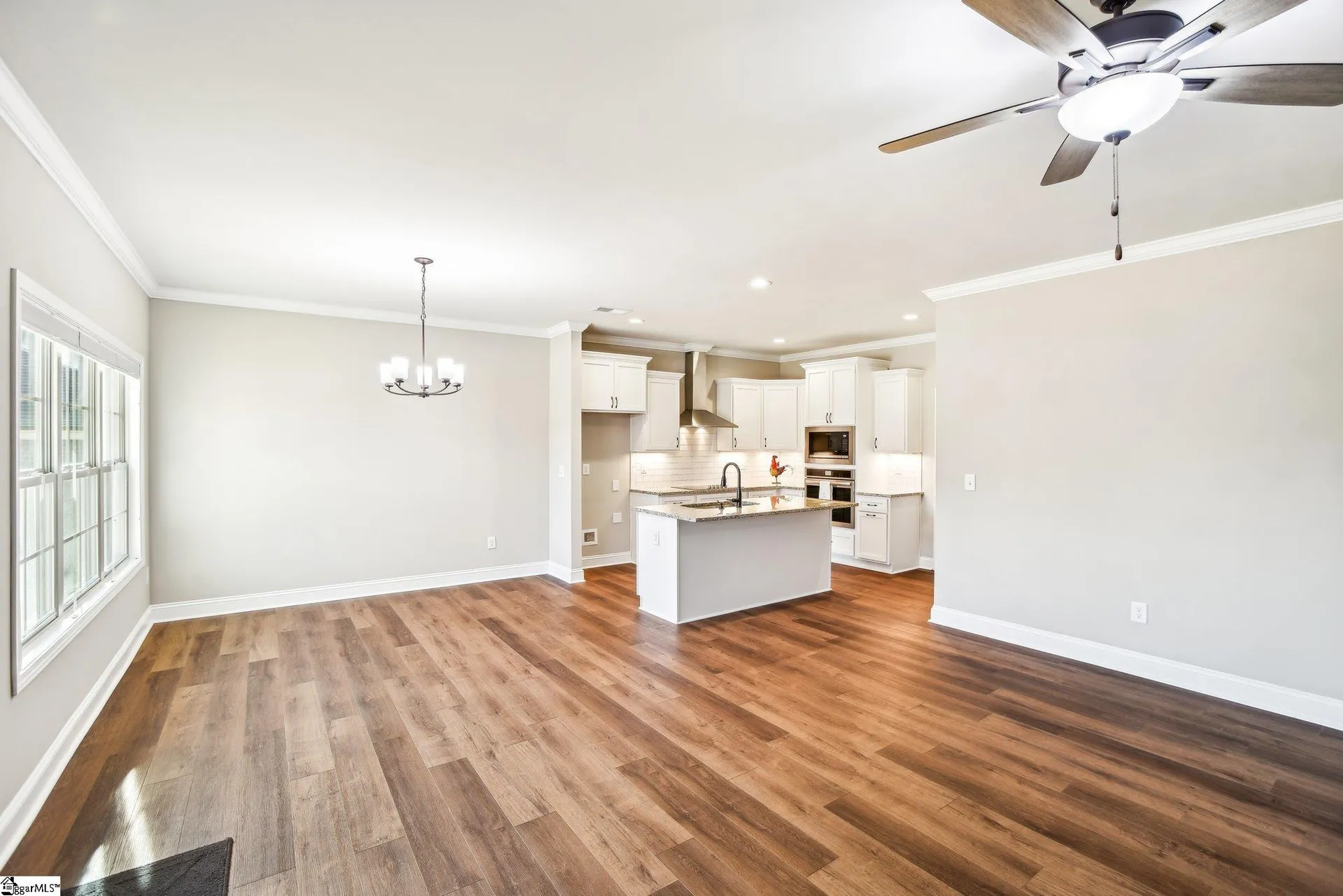 Property image 4 at 122 Silverlimb Lane, Taylors, SC 29687