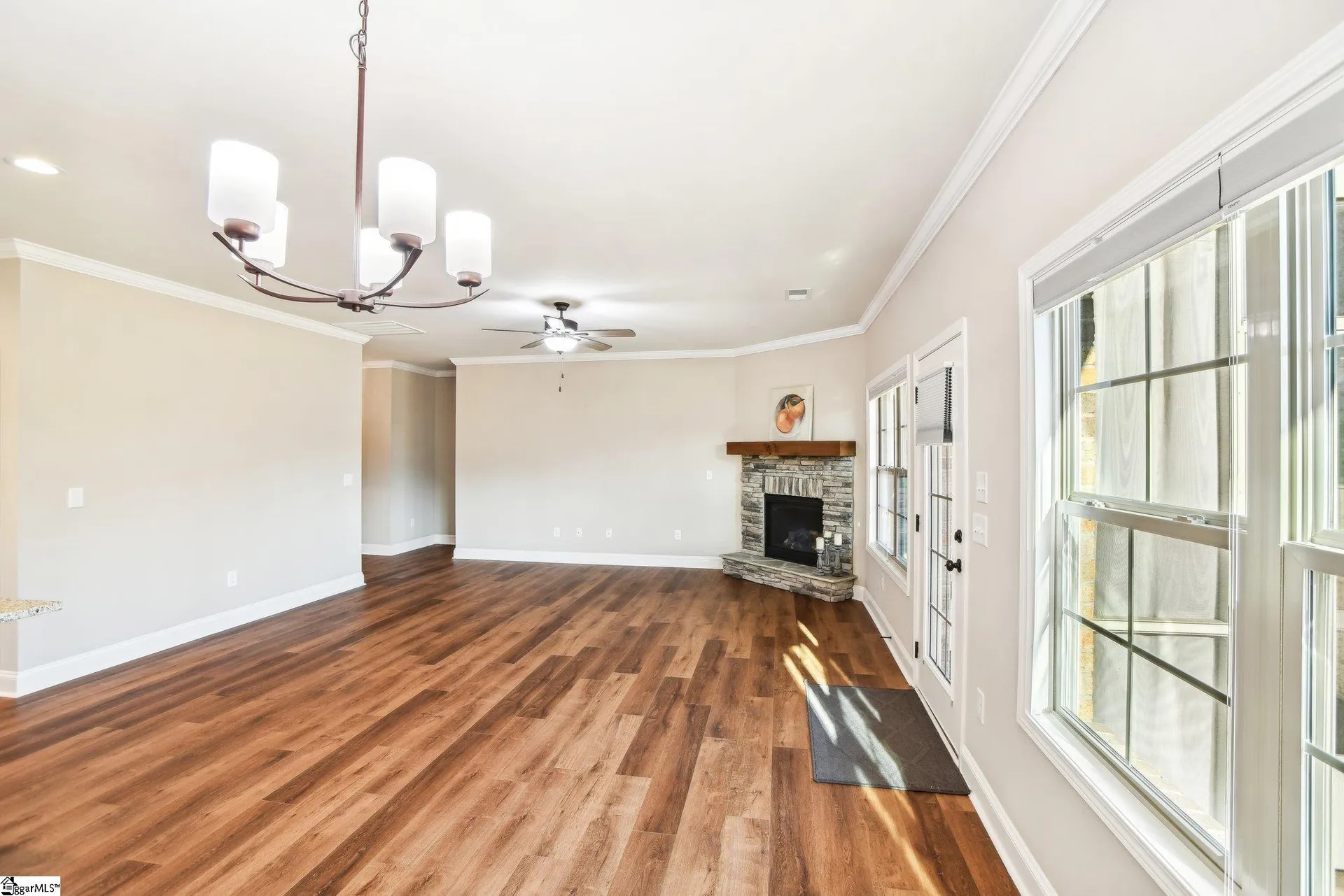 Property image 5 at 122 Silverlimb Lane, Taylors, SC 29687