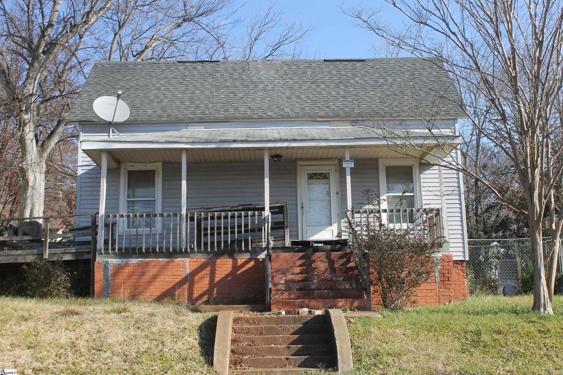 1512 Buncombe Road