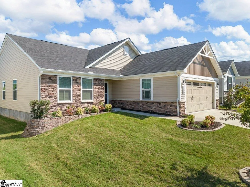 Property image 2 at 1106 Spring Morning Court, Spartanburg, SC 29302-4689