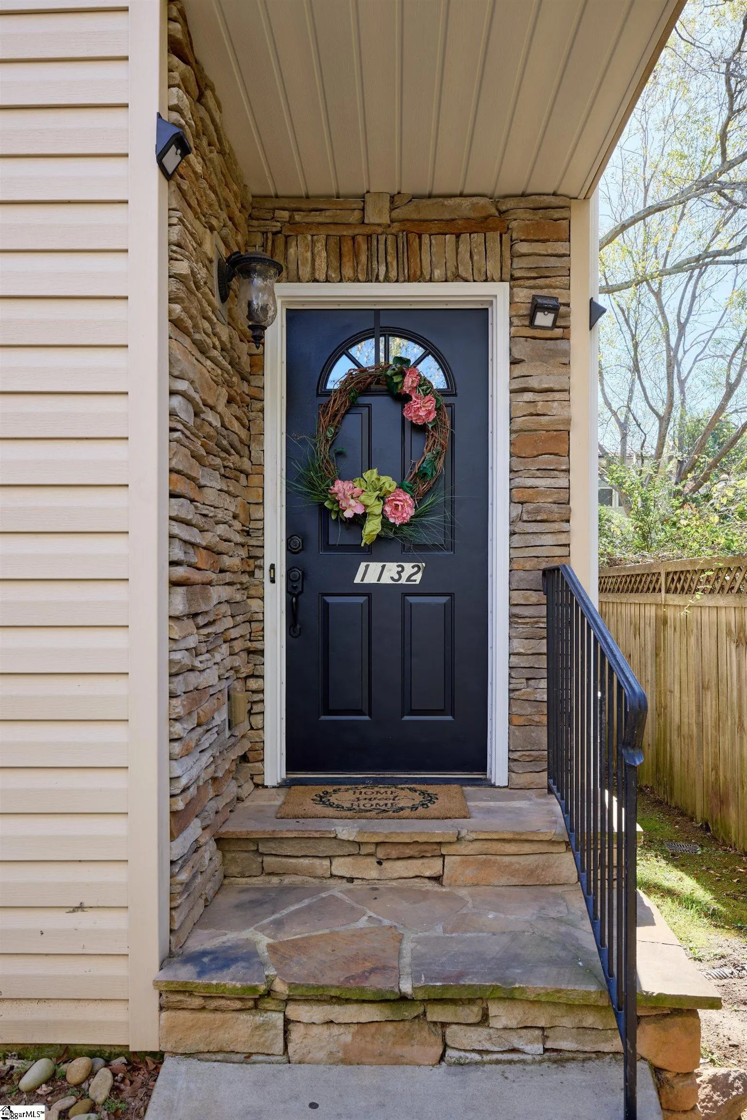 Property image 2 at 1132 E Lee Road, Taylors, SC 29687