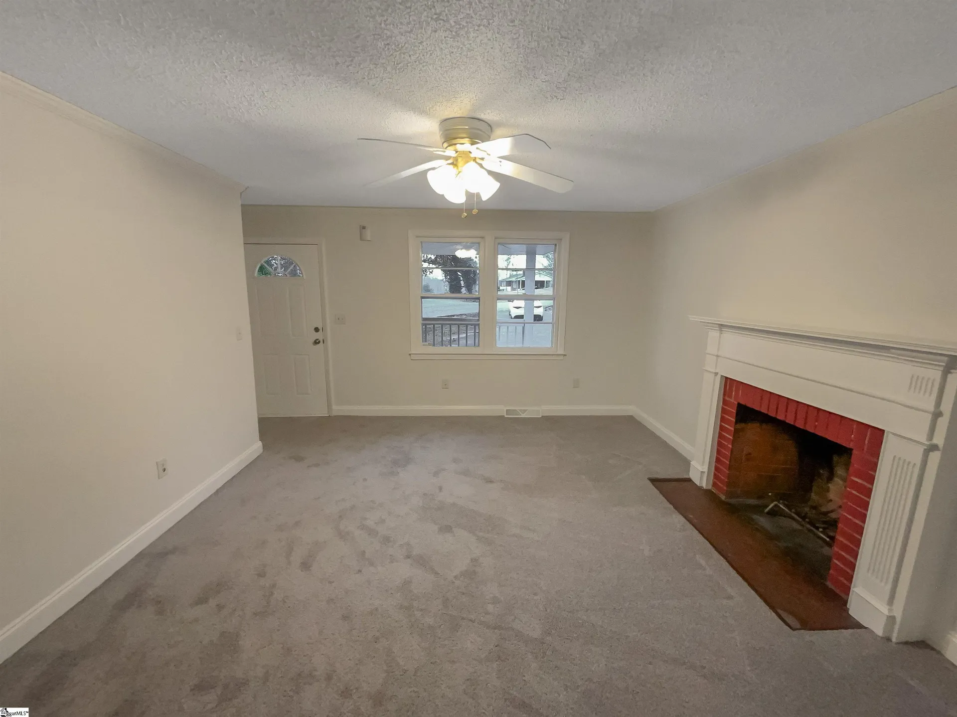 Property image 3 at 421 High Valley Boulevard, Greenville, SC 29605