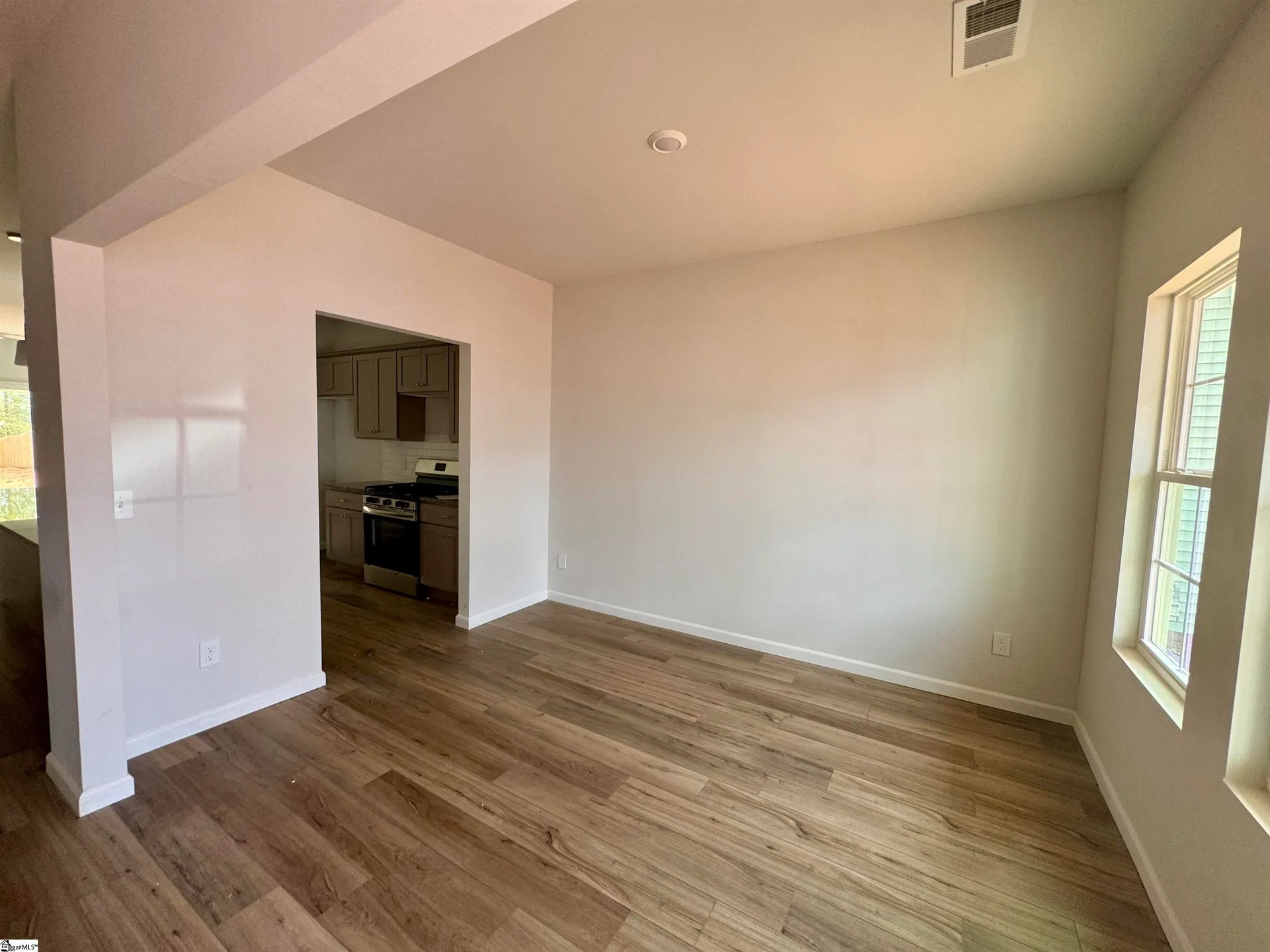 Property image 3 at 2085 Mayfair Mill Avenue, Spartanburg, SC 29301