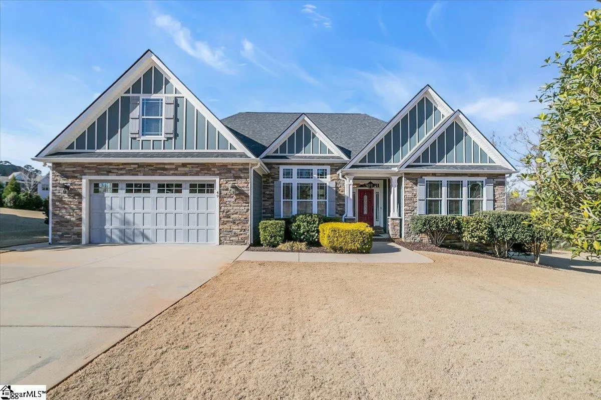 49 Thornbriar Court