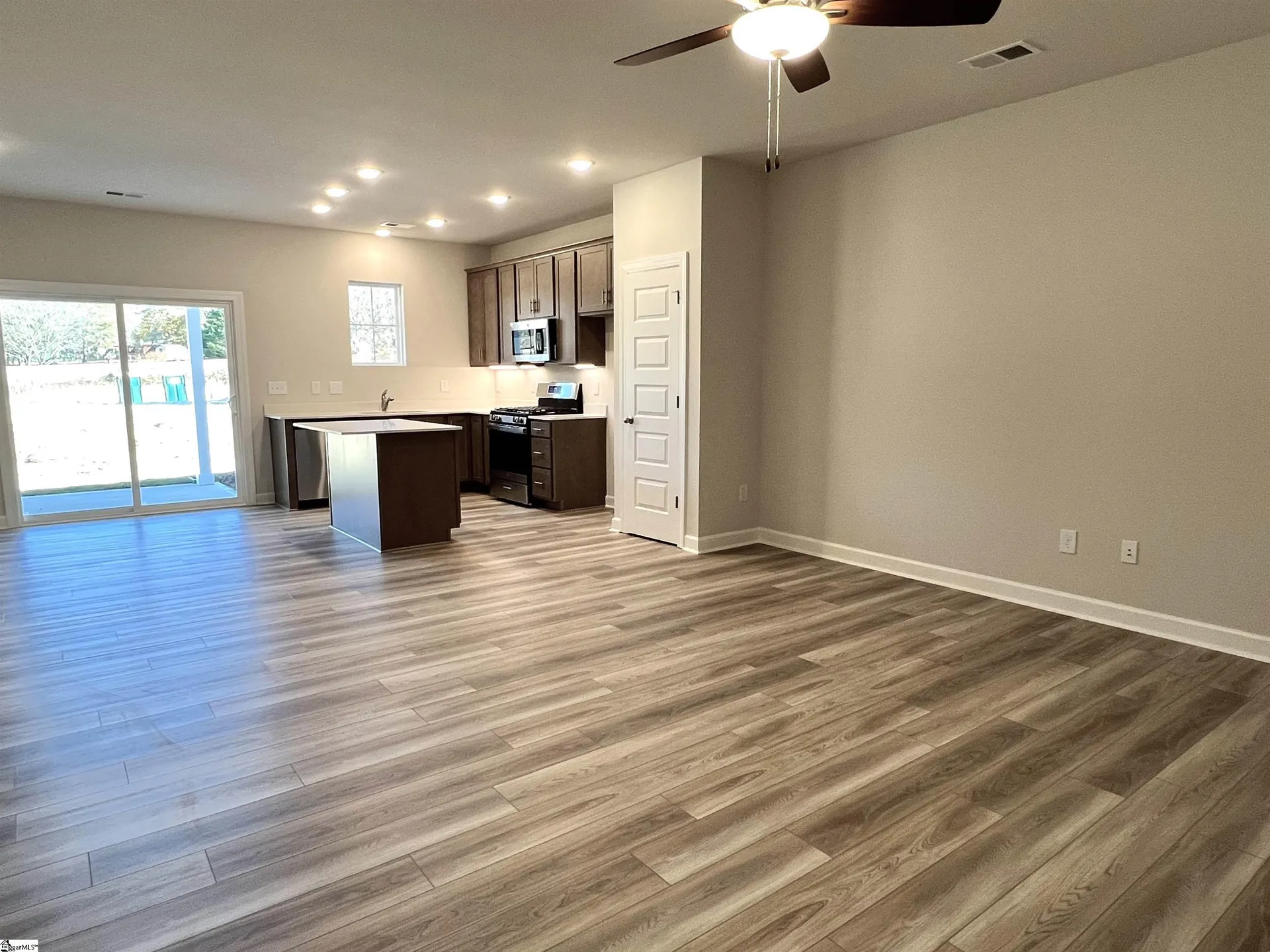 Property image 3 at 128 Callen Drive, Greenville, SC 29607