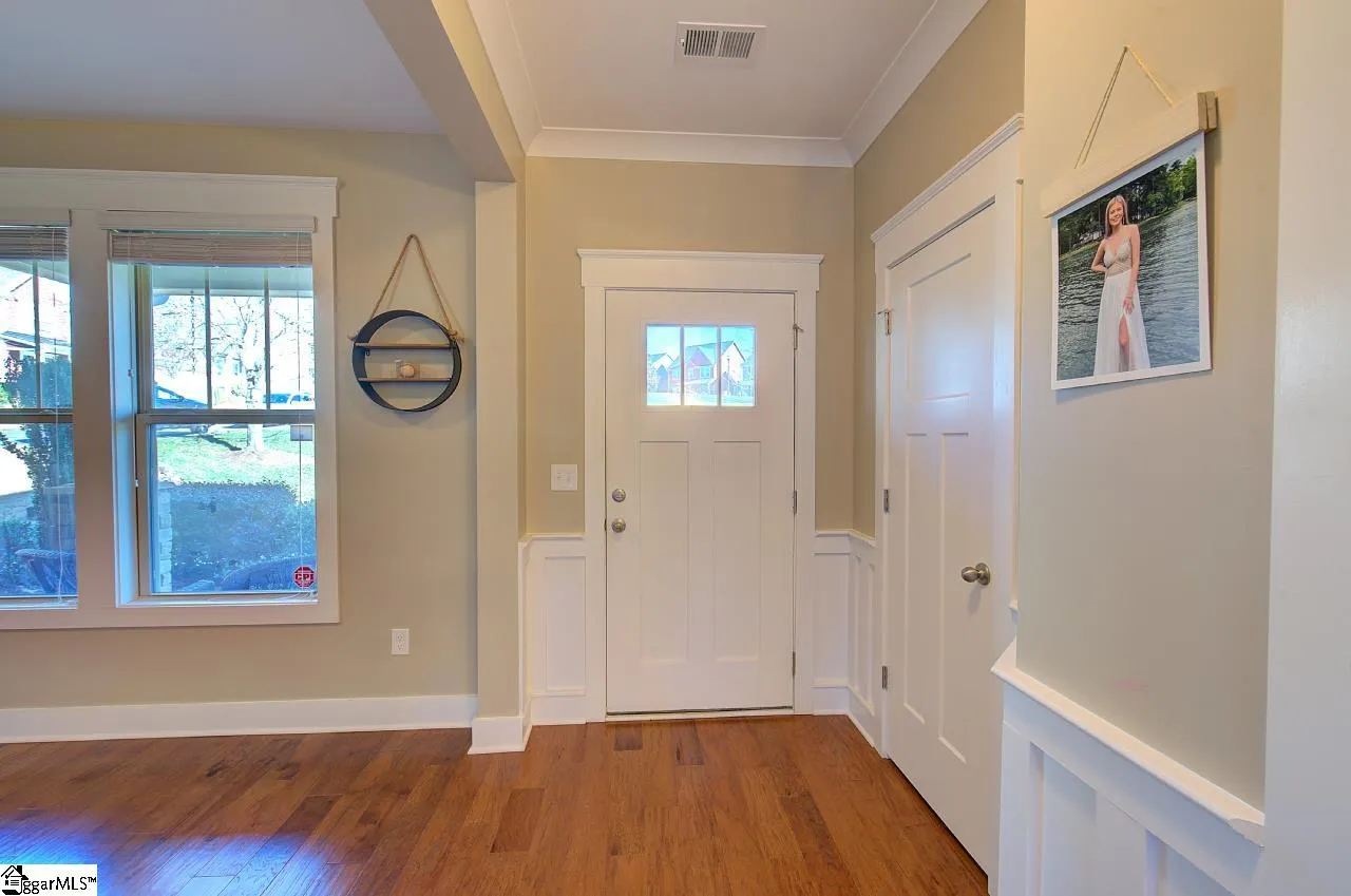 Property image 5 at 618 Springbank Alley, Greer, SC 29651