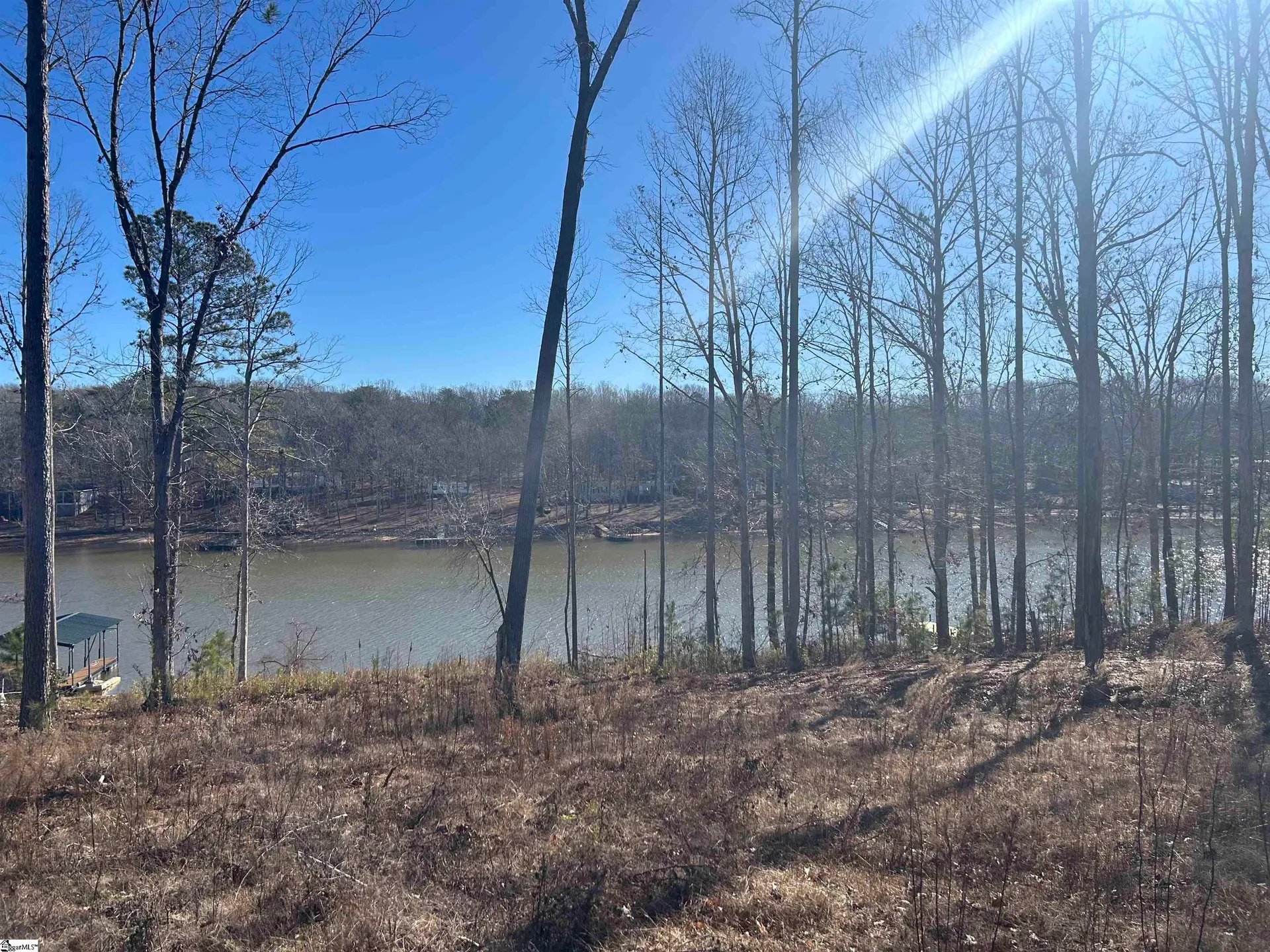 3 Lakewind Court