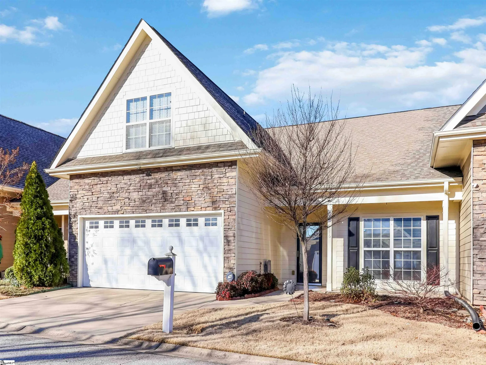 Property image 2 at 116 Ashgrove Lane, Greenville, SC 29607