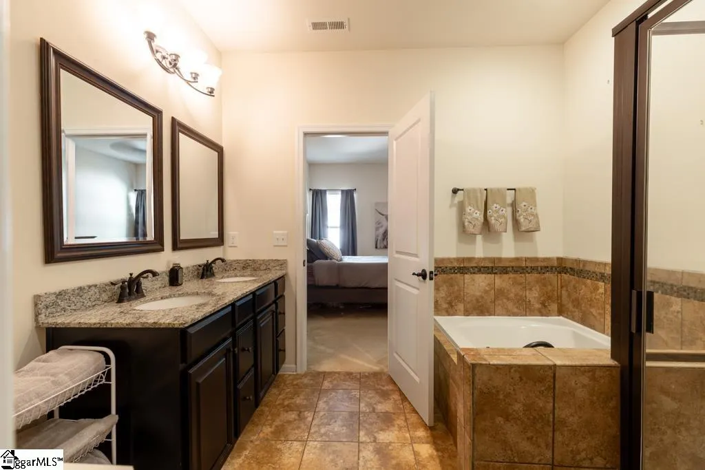 Property image 5 at 397 Bellerive Drive, Duncan, SC 29334