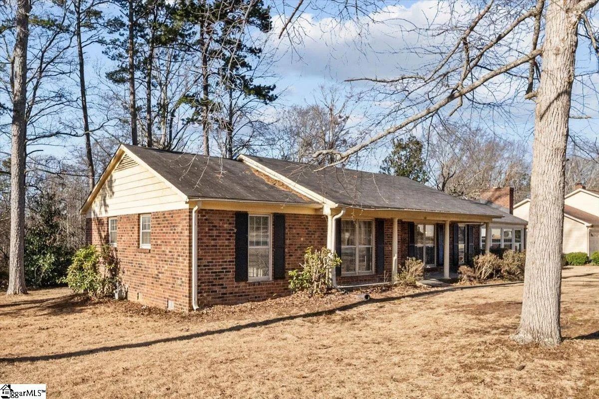 Property image 2 at 101 Woodgreen Drive, Mauldin, SC 29662