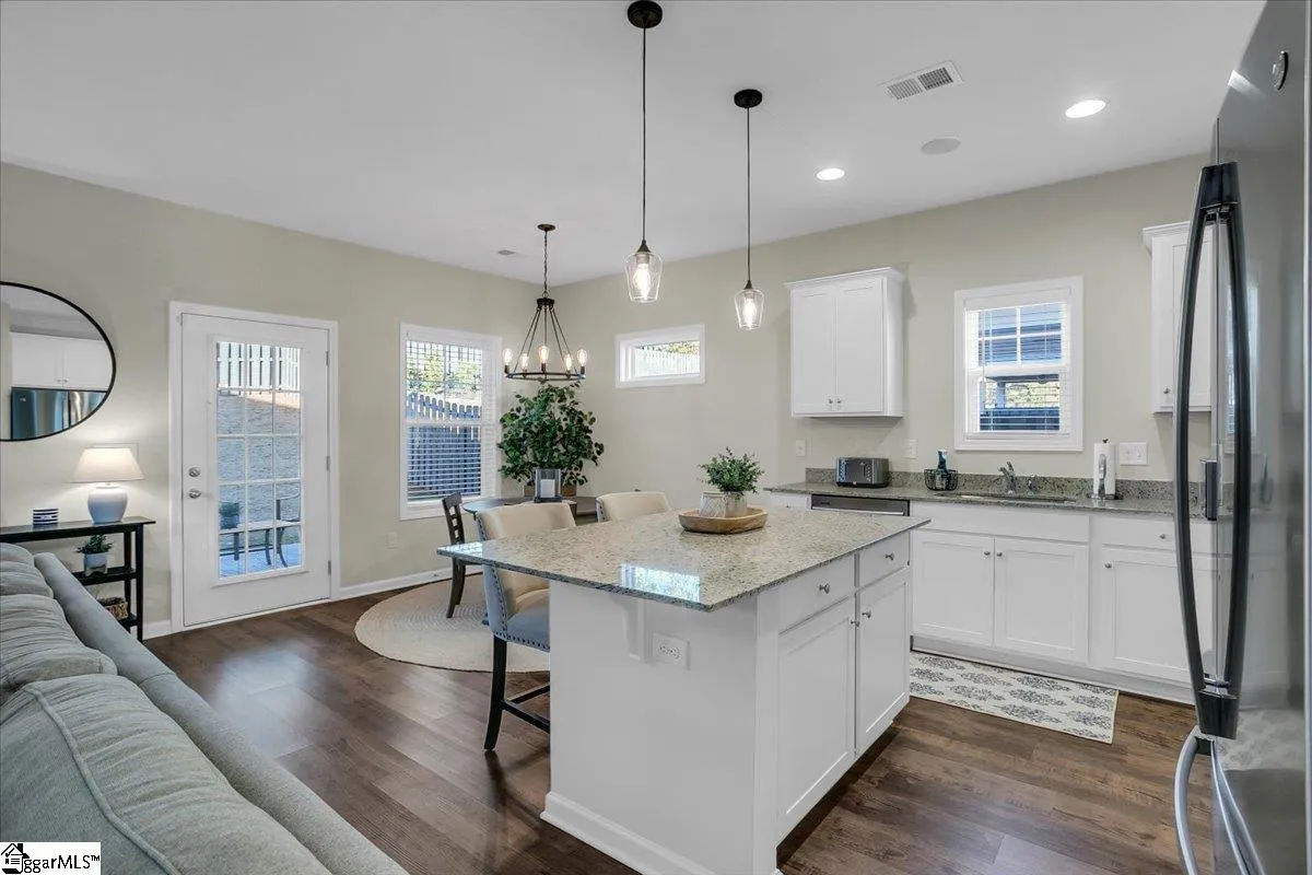 Property image 5 at 140 Highland Park Court, Easley, SC 29642
