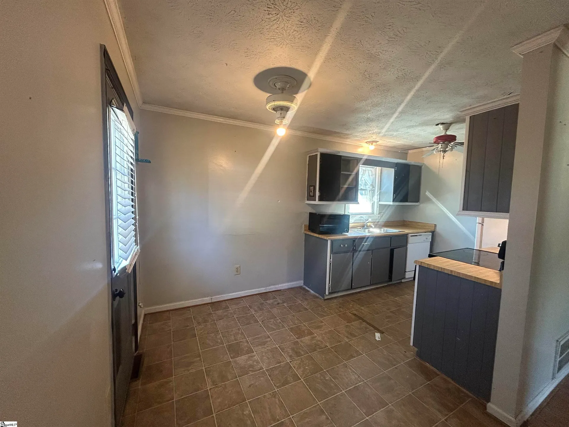 Property image 4 at 105 Foxhall Court, Easley, SC 29640