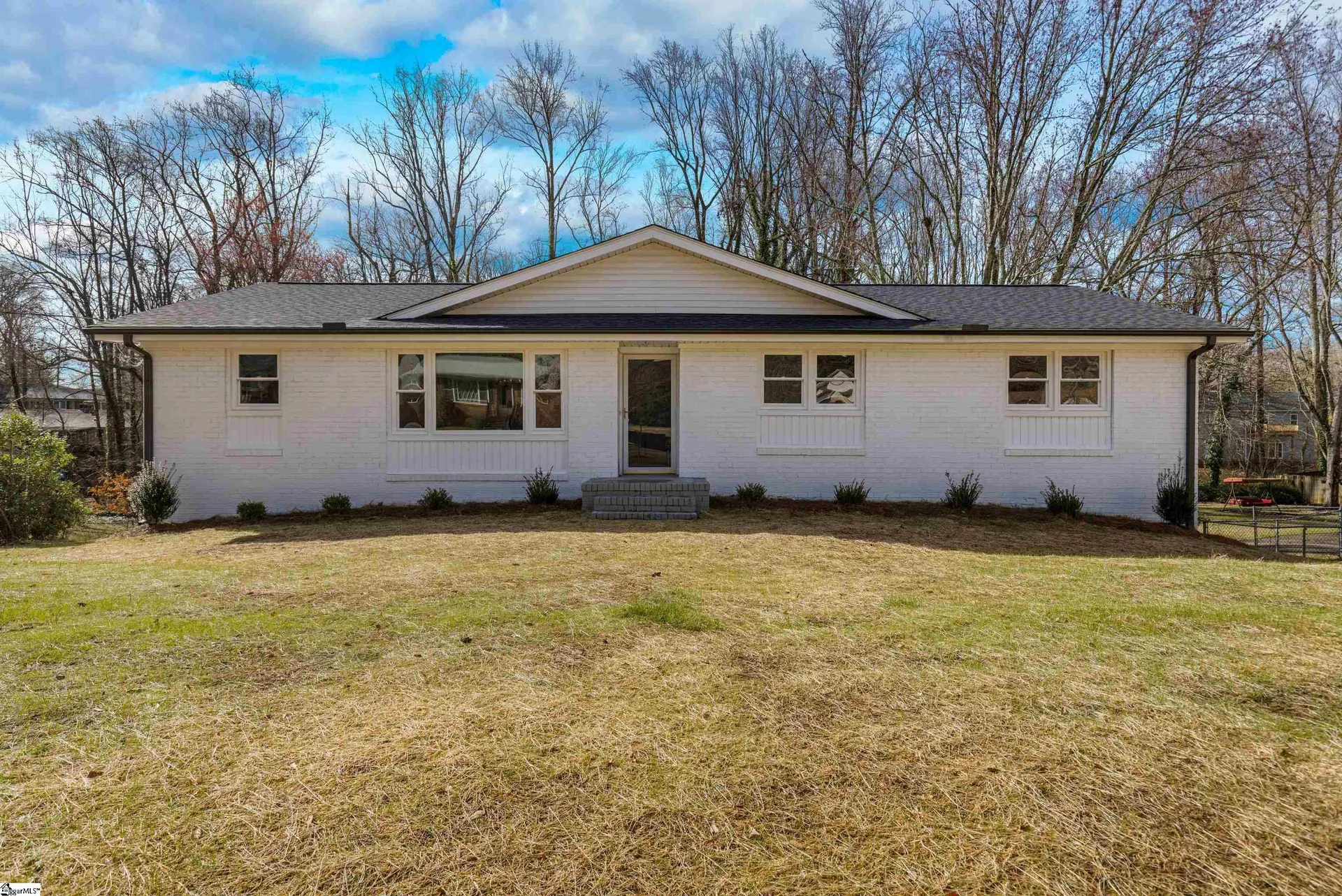 Property image 2 at 11 Longmeadow Road, Taylors, SC 29687