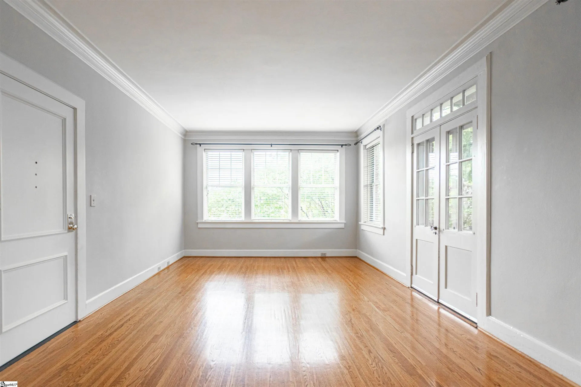 Property image 3 at 10 Manly Street, Greenville, SC 29601