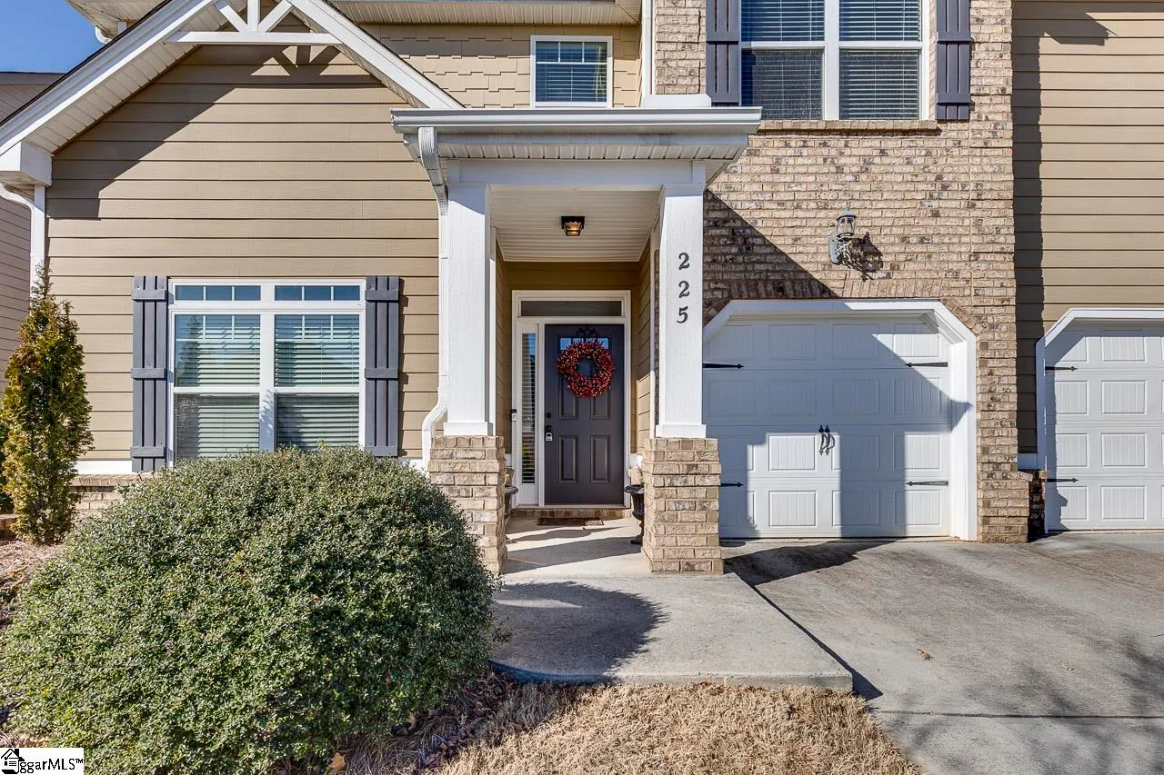 Property image 2 at 225 Lovelace Court, Simpsonville, SC 29681