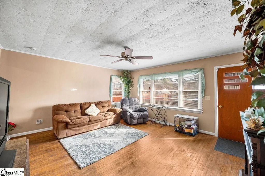 Property image 4 at 706 Fairview Street, Fountain Inn, SC 29644