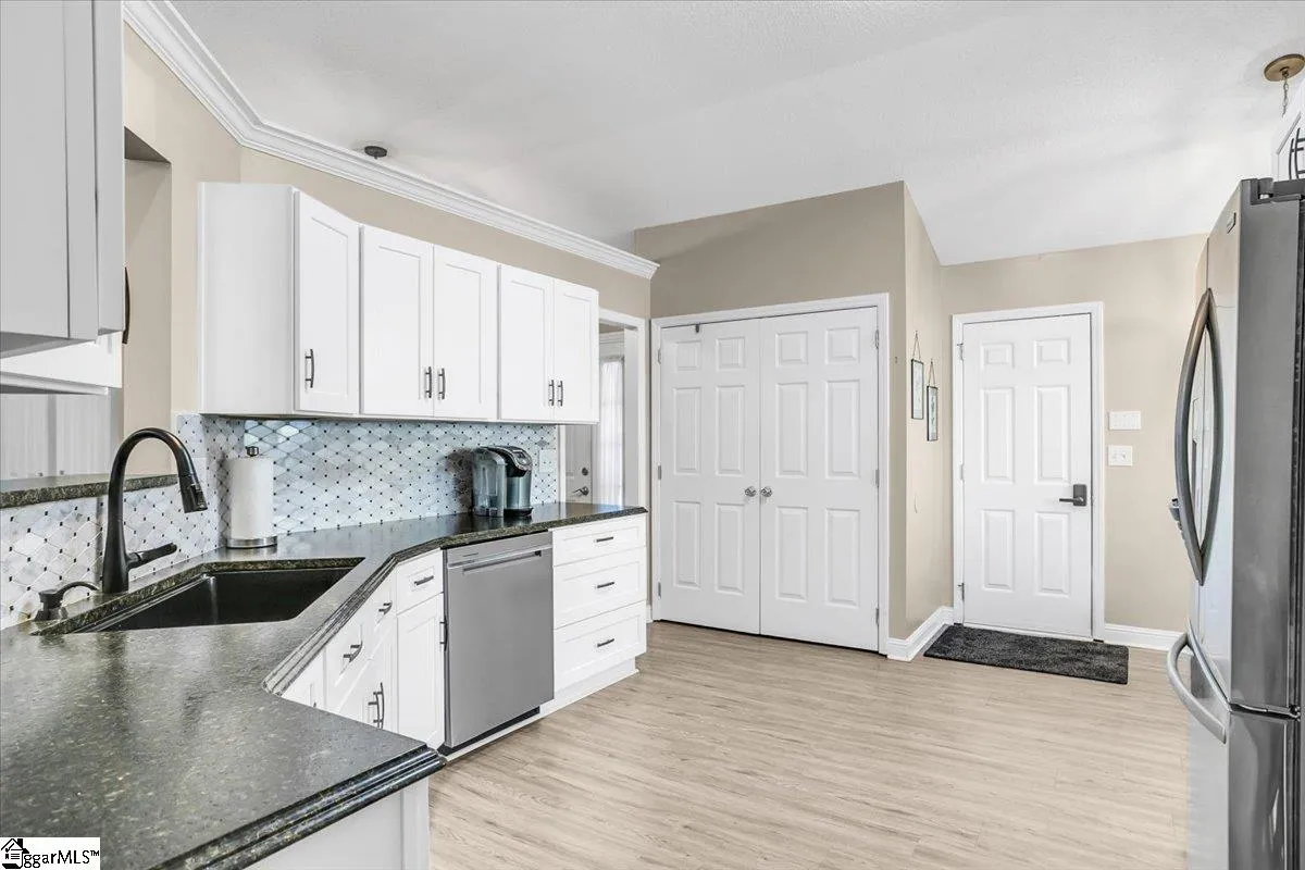 Property image 4 at 17 Crossvine Way, Simpsonville, SC 29680