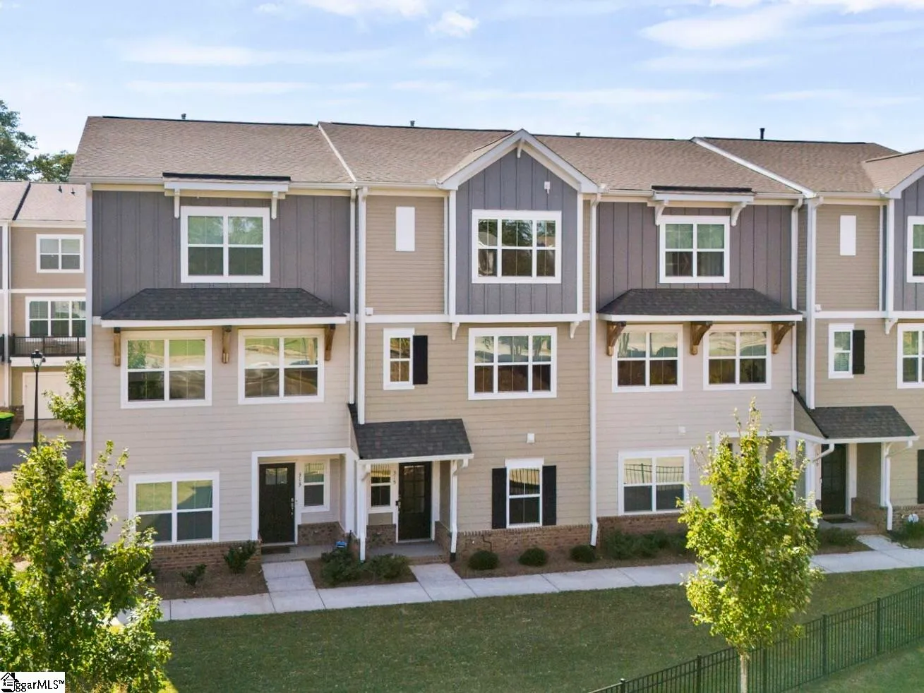 315 Pete Hollis Boulevard