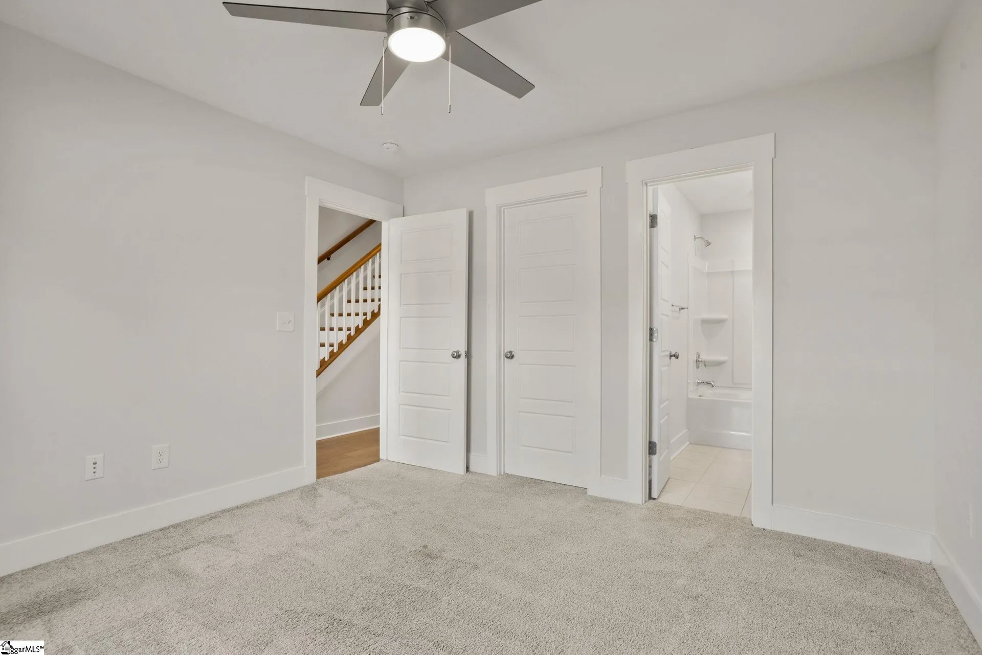Property image 4 at 315 Pete Hollis Boulevard, Greenville, SC 29601
