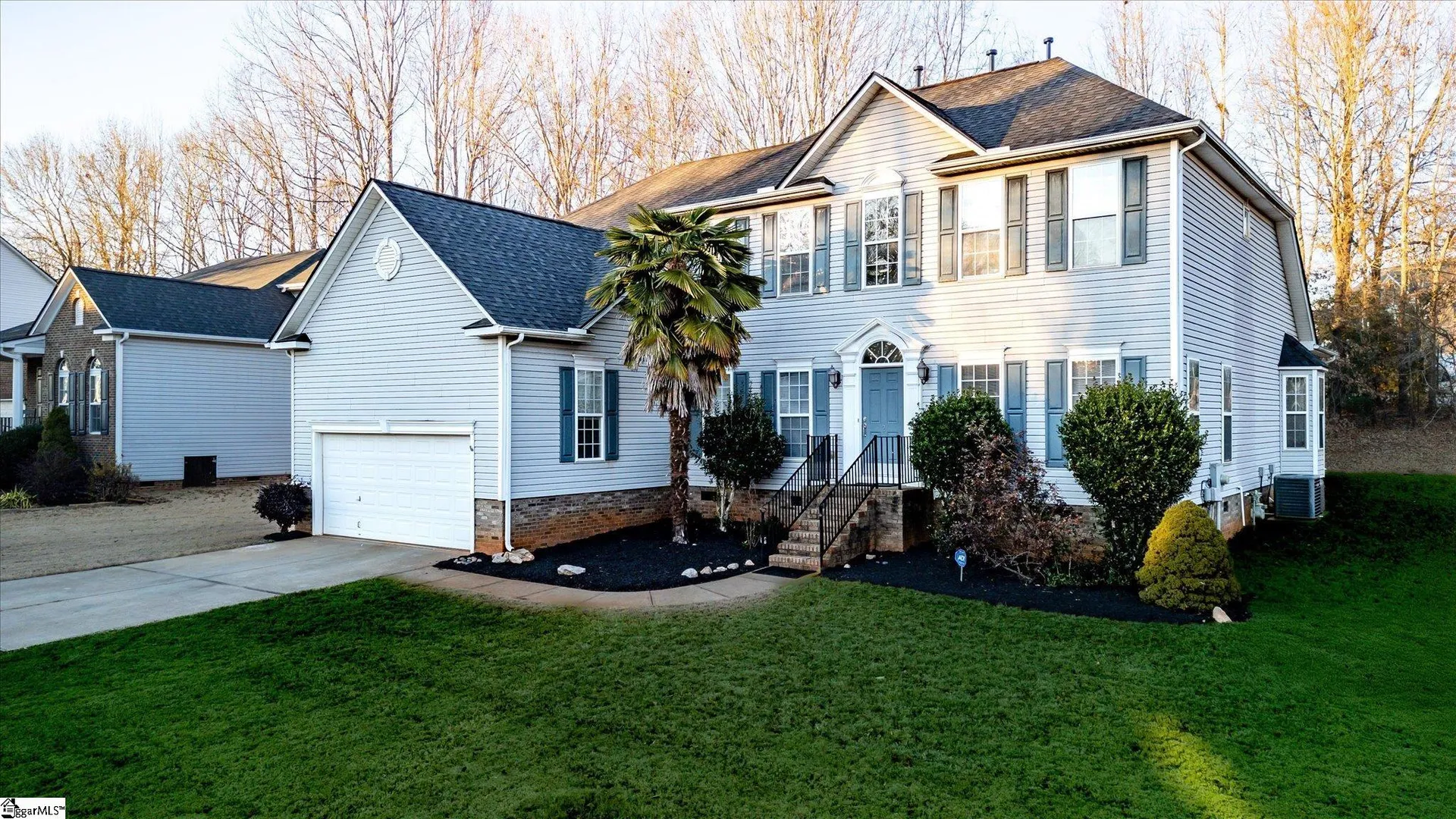 2 Winding River Lane