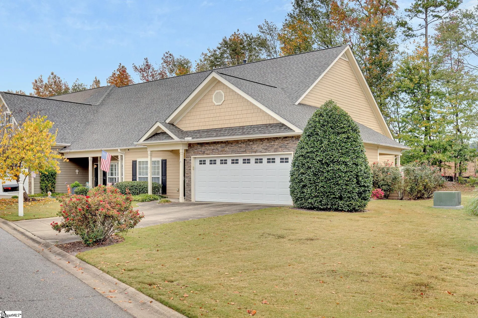 Property image 3 at 233 Louisville Drive, Greenville, SC 29607