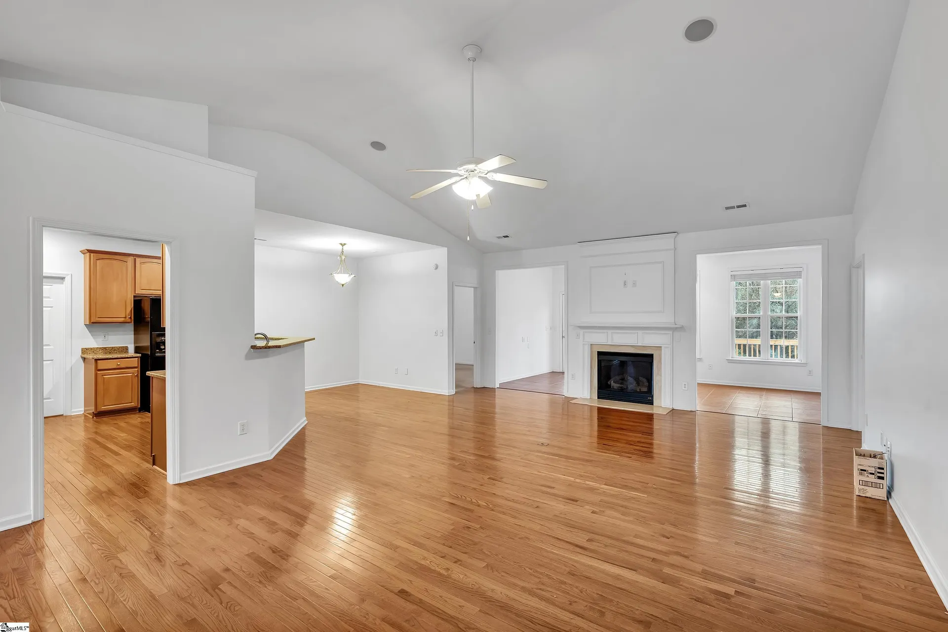 Property image 4 at 101 Surrywood Drive, Greenville, SC 29607