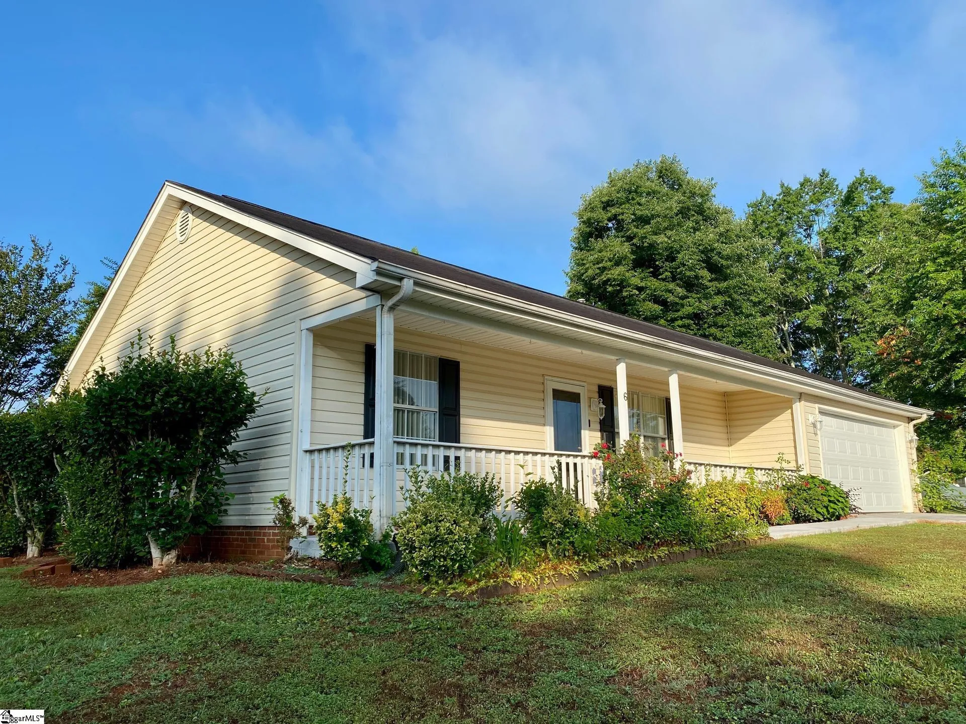 6 Ridgeside Court