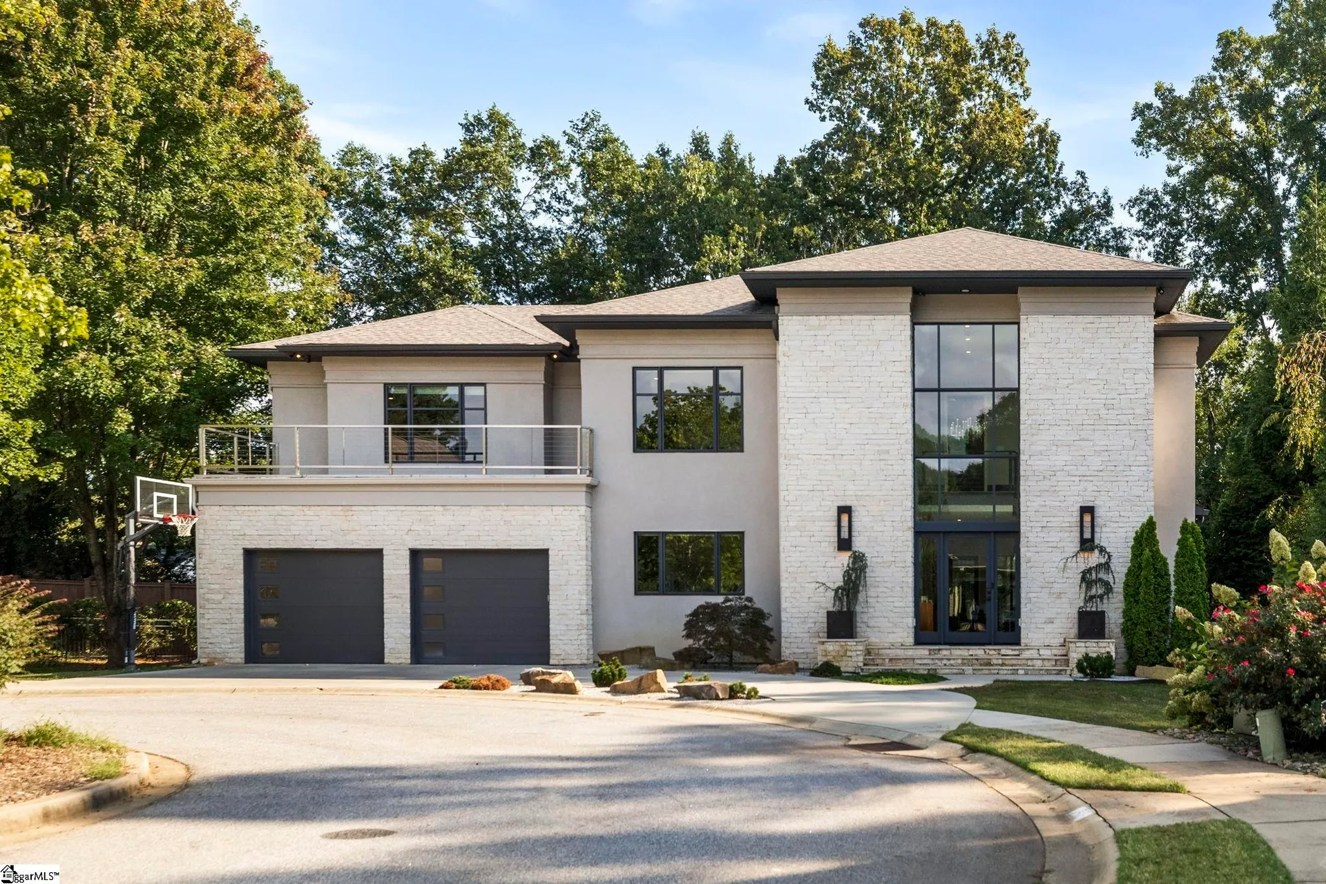 36 Gossamer Place