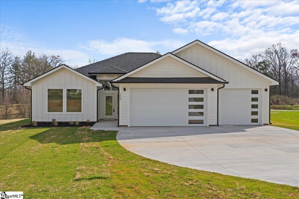 200 Tot Howell Road