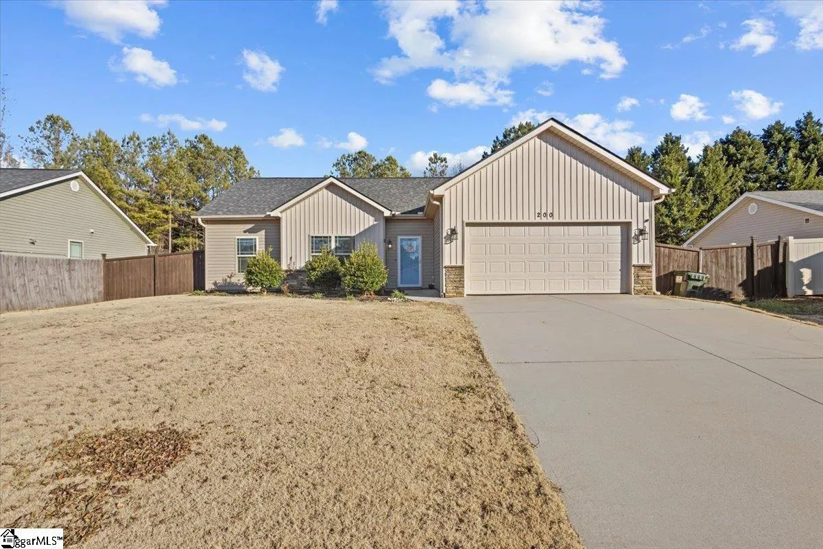 Property image 2 at 200 Dream Lane, Liberty, SC 29657