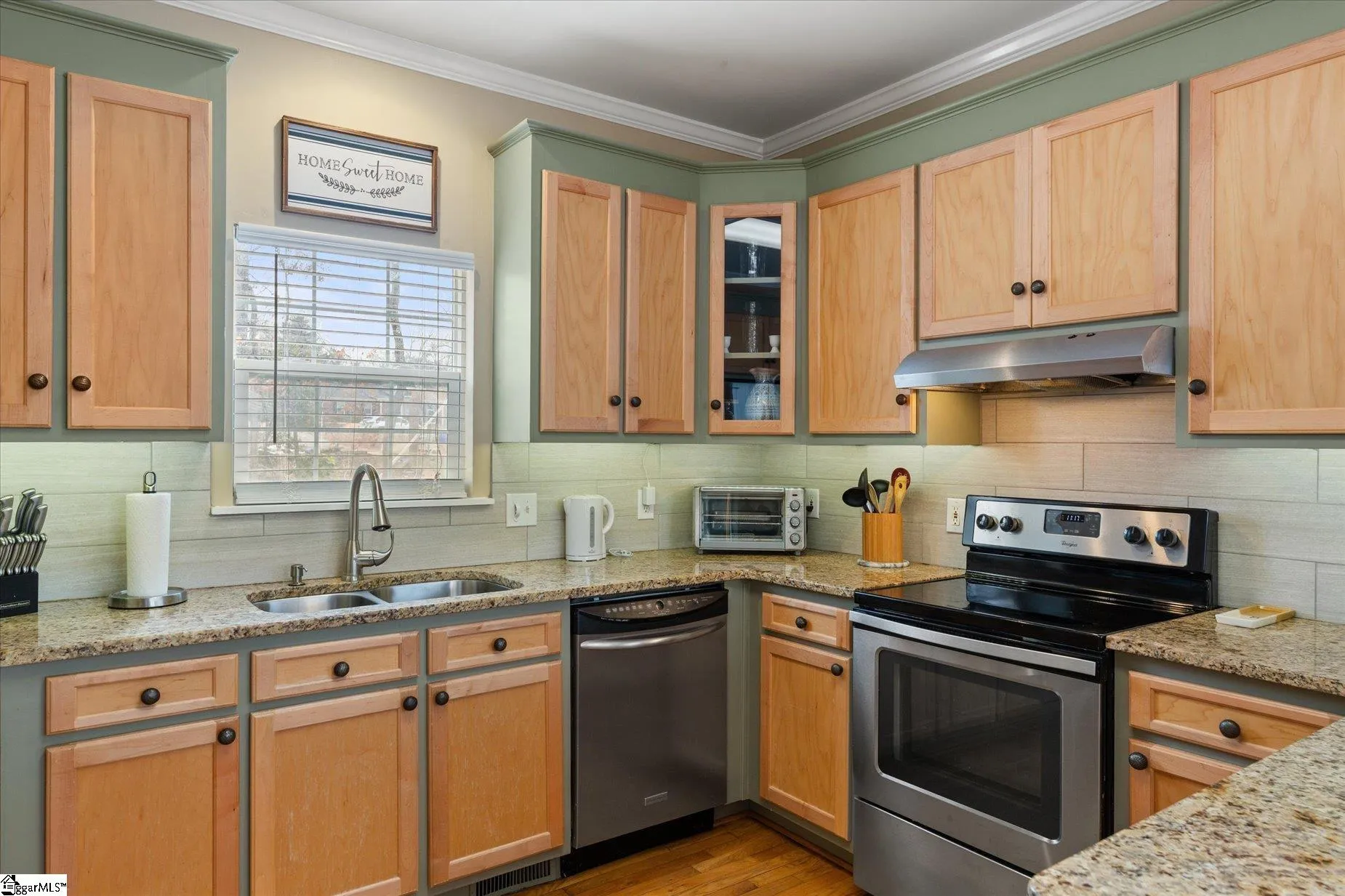 Property image 5 at 418 Legrand Boulevard, Greenville, SC 29607
