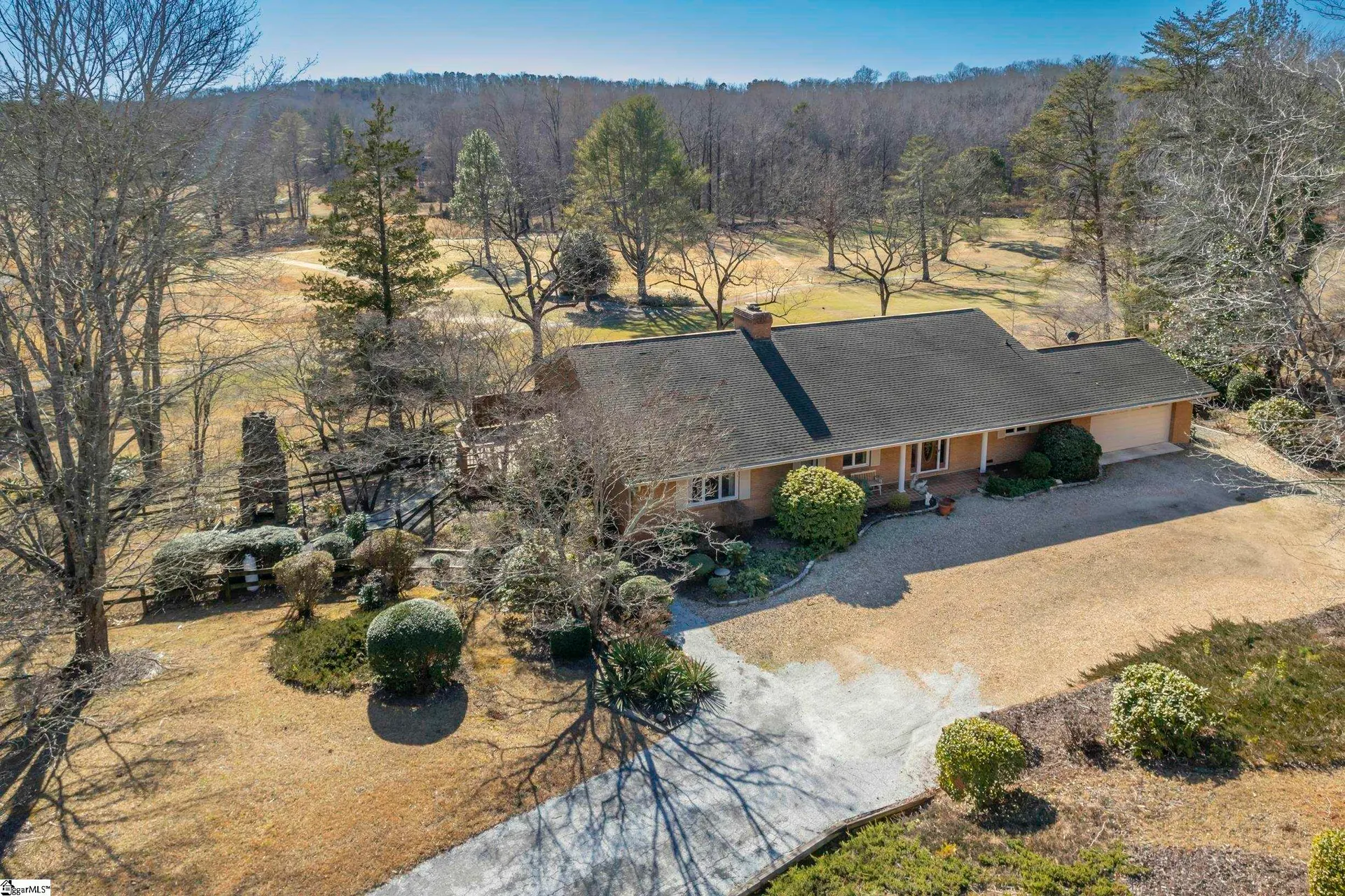 325 Renard Road