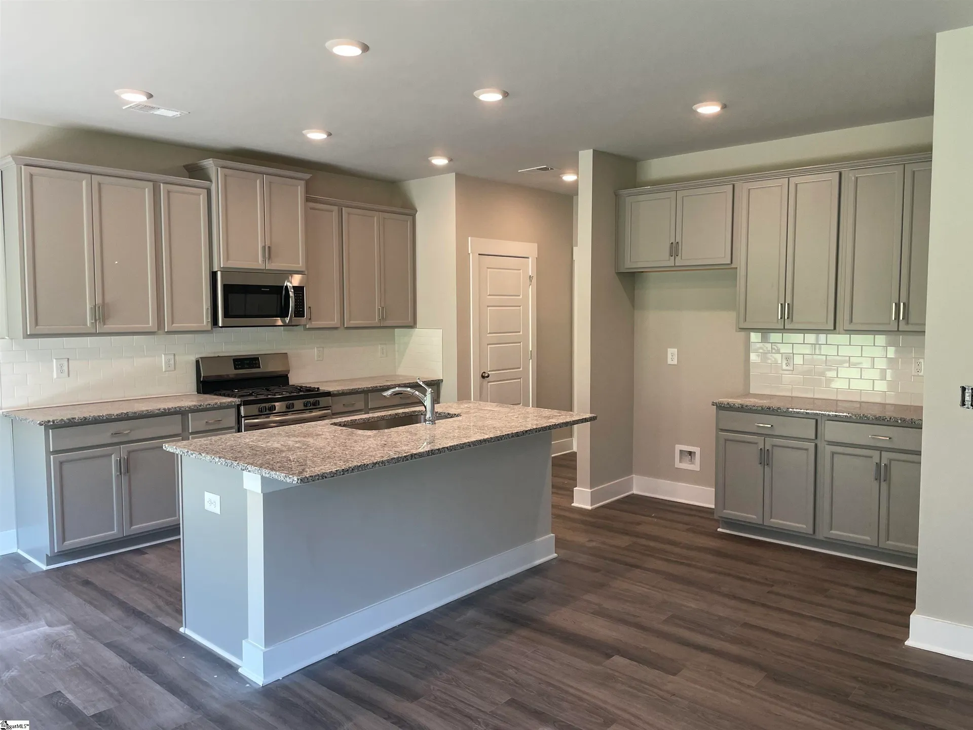 Property image 2 at 1137 Denington Drive, Spartanburg, SC 29307