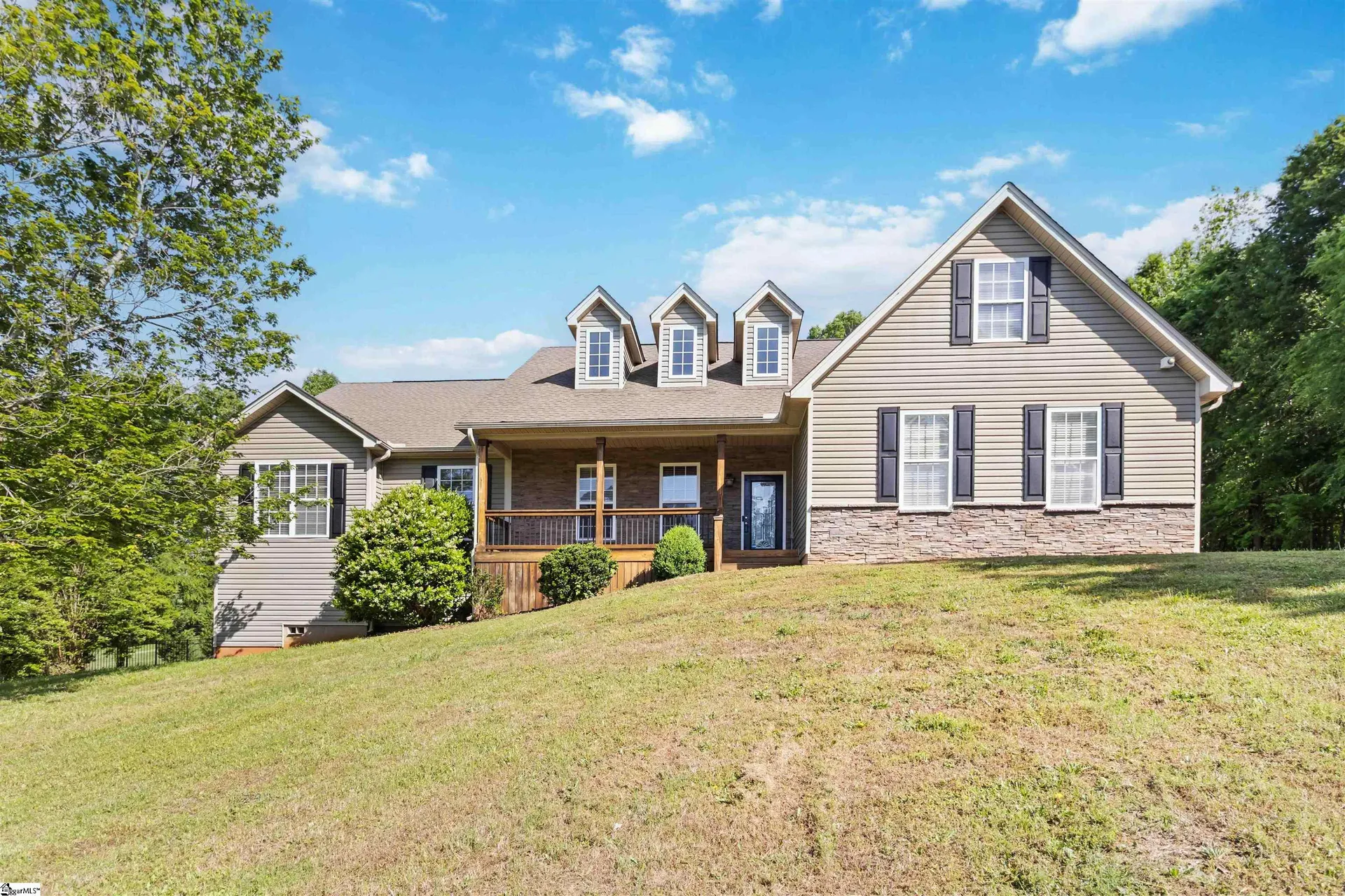Property image 3 at 208 Quercus Run, Fountain Inn, SC 29644