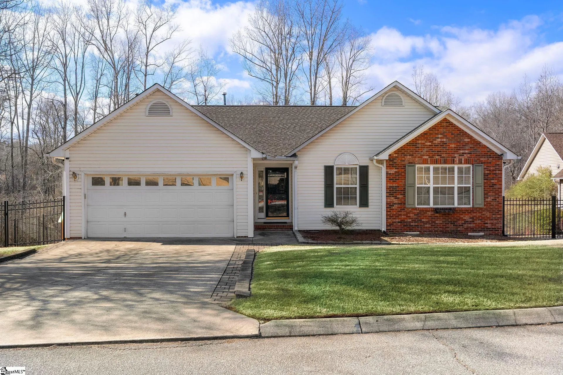 407 Stonington Way