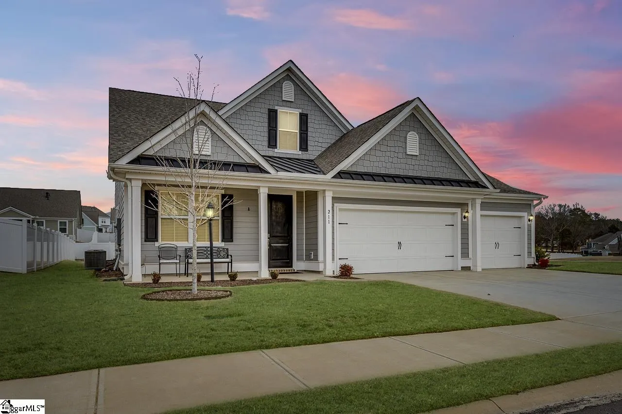 Property image 3 at 211 Encampment Boulevard, Simpsonville, SC 29681