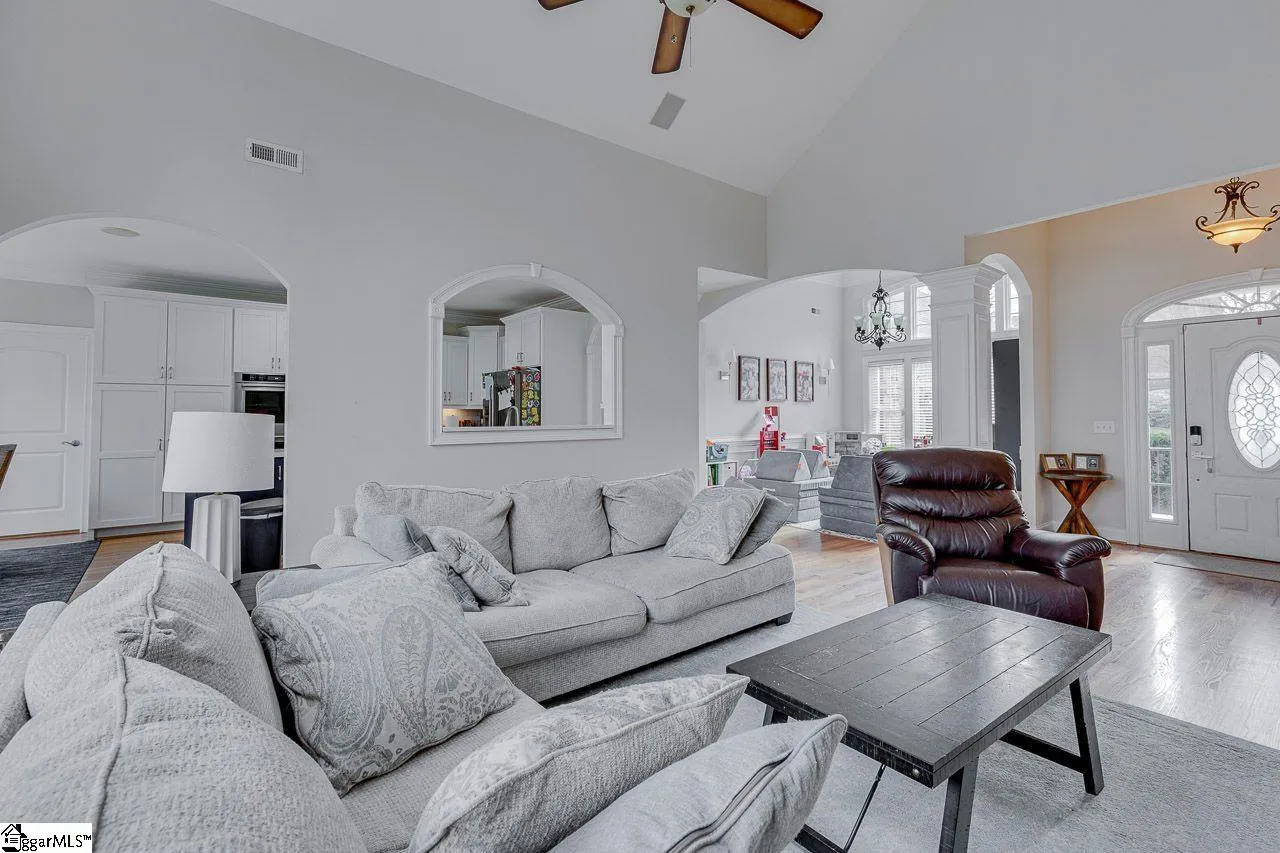 Property image 3 at 622 New Tarleton Way, Greer, SC 29650